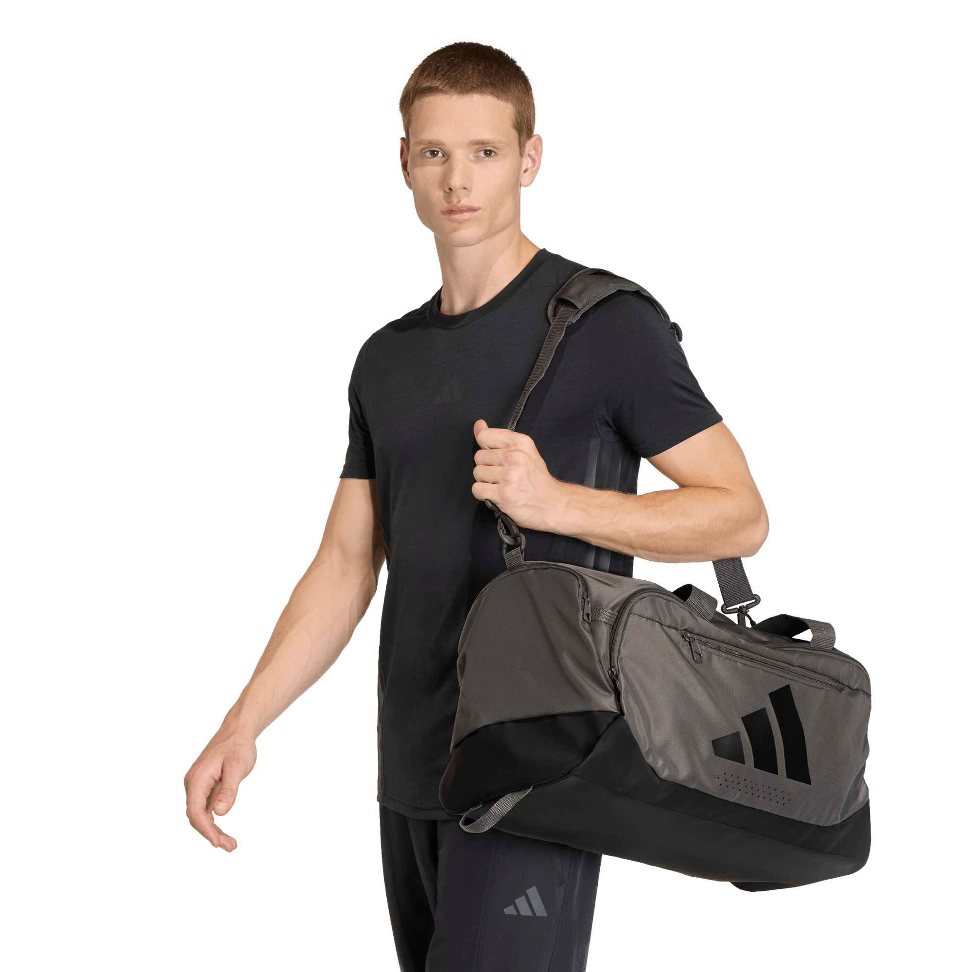 Sac de sport Adidas Training Defender Duffle S