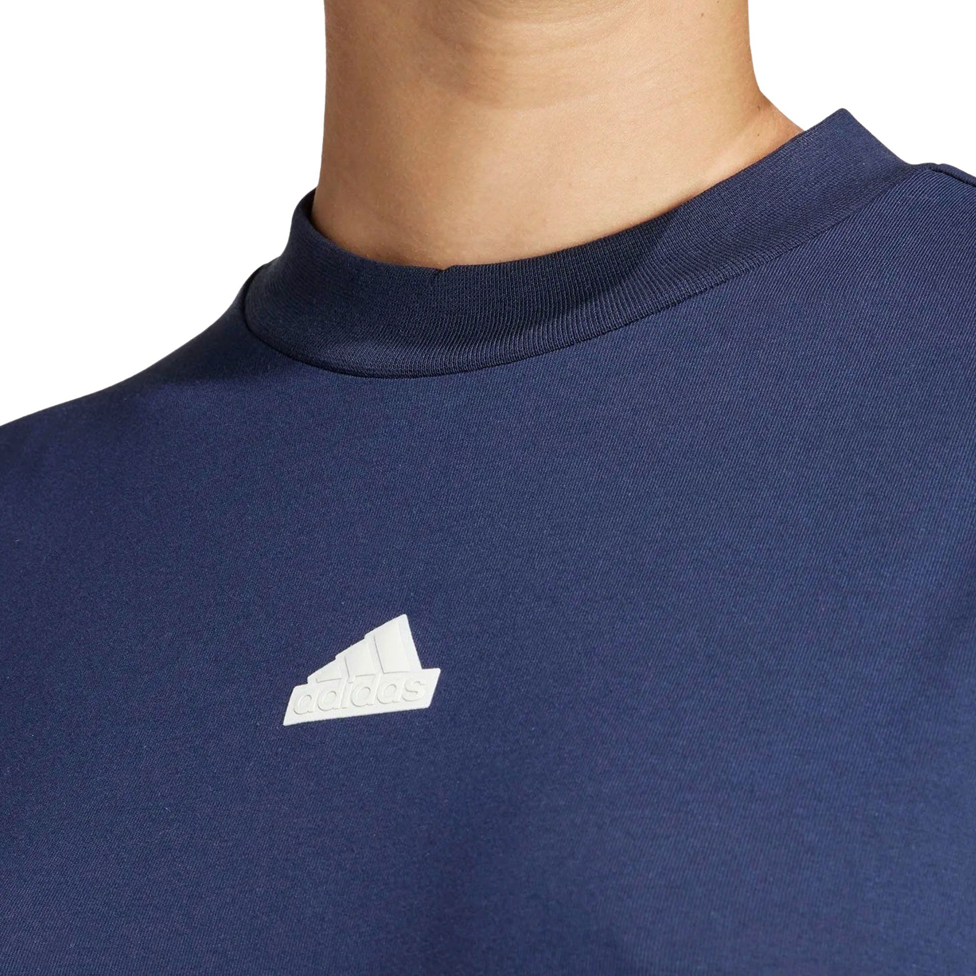 T-shirt Adidas Embroidered Femme