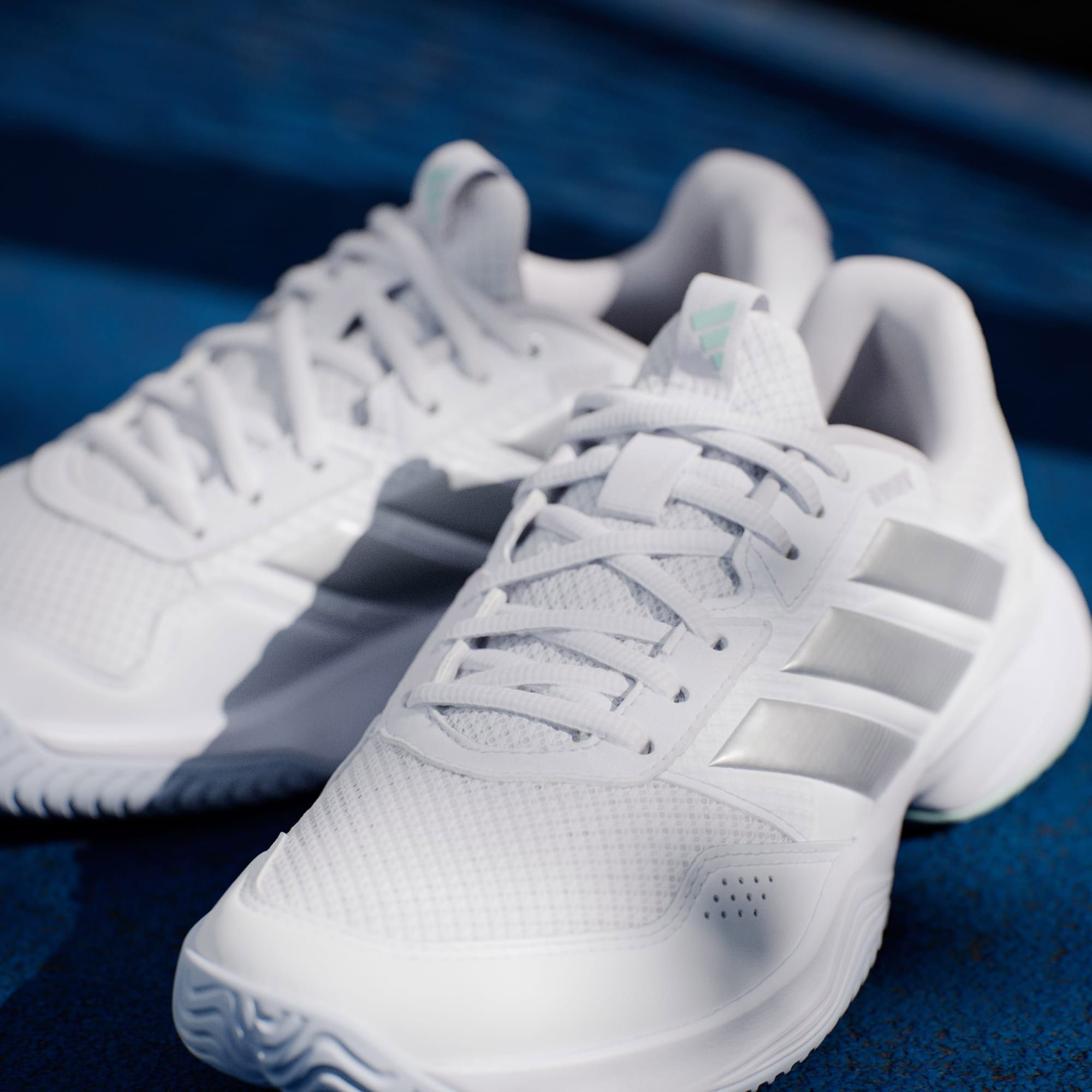 Chaussures de tennis Adidas Gamecourt 3 All Court Femmes