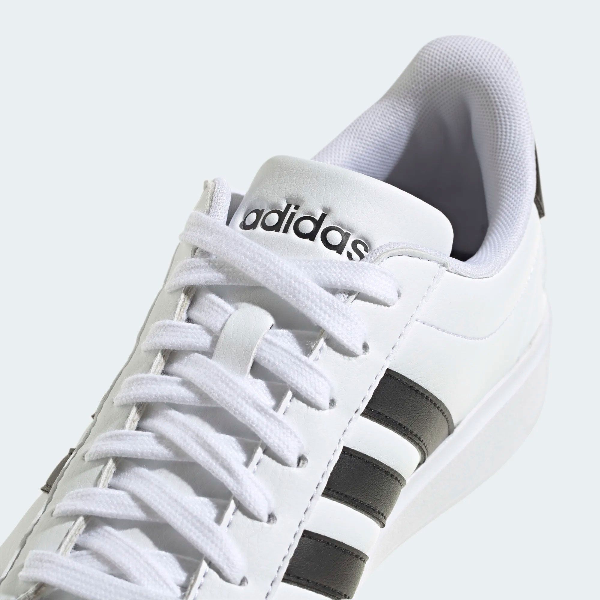 adidas gazelle silver green womens Adidas x Brain Dead Taekwondo sneakers  bestel nu online!