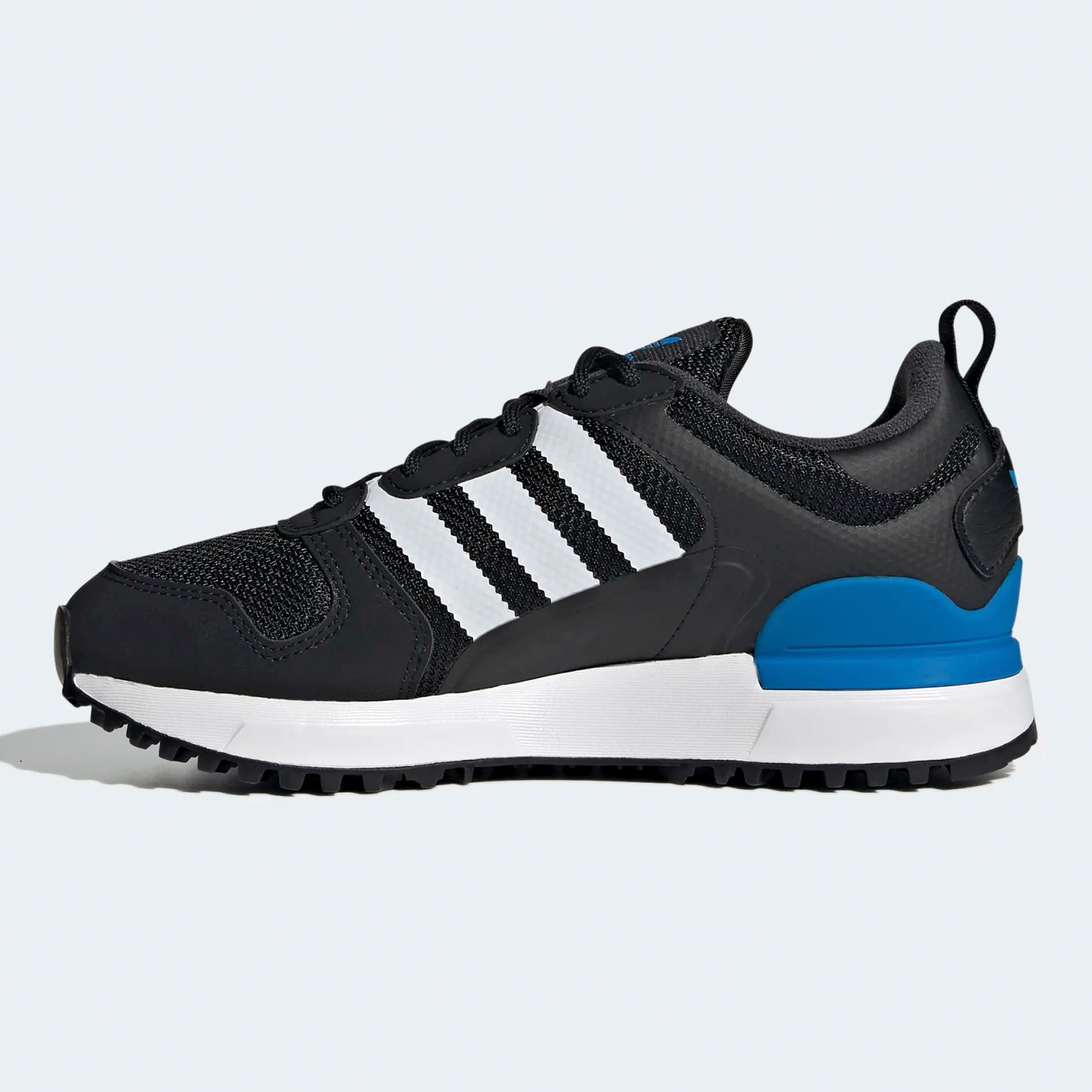 Baskets Adidas ZX 700 HD | Plutosport