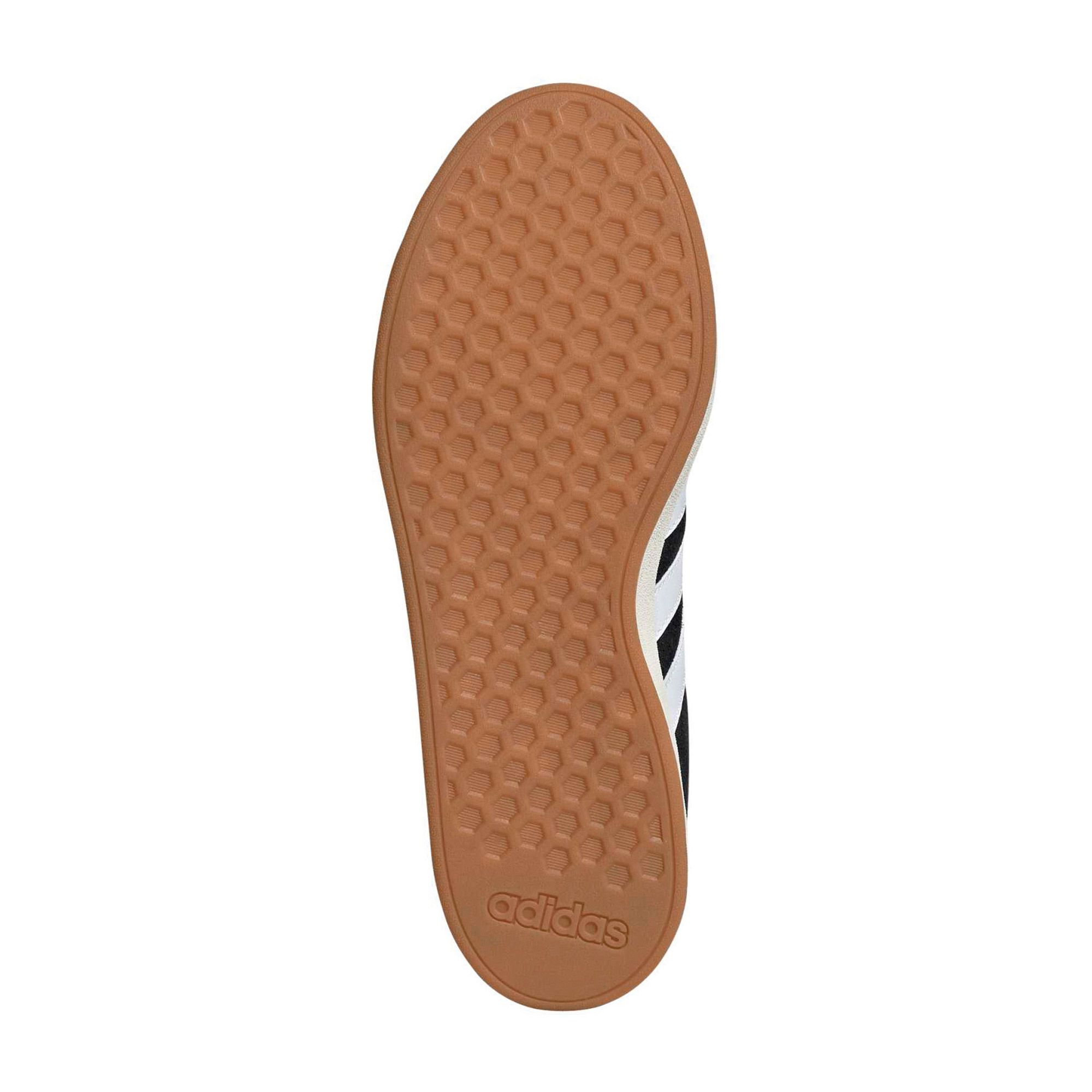 Baskets Adidas Grand Court Base 00s Hommes