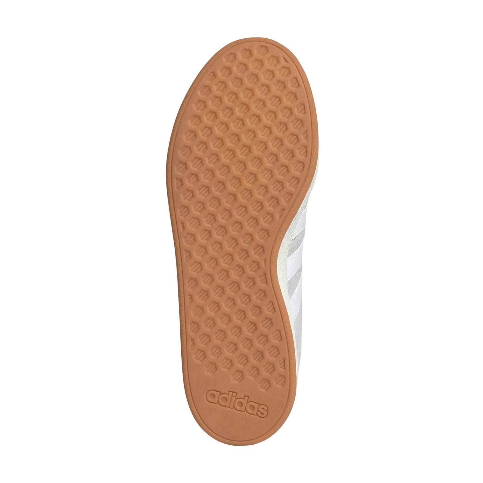 Baskets Adidas Grand Court Base 00s Hommes