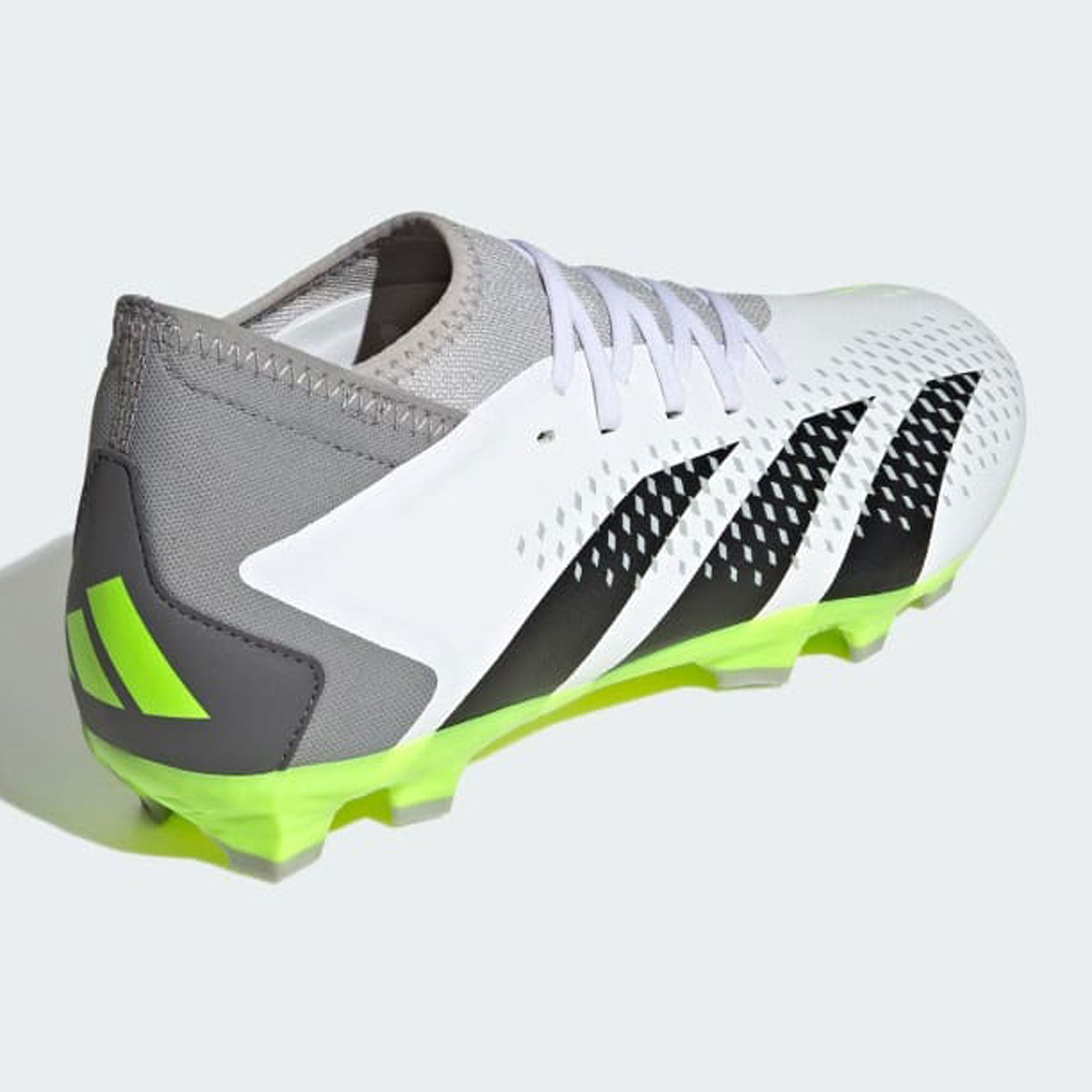 Adidas Predator Accuracy.3 MG Voetbalschoenen Senior