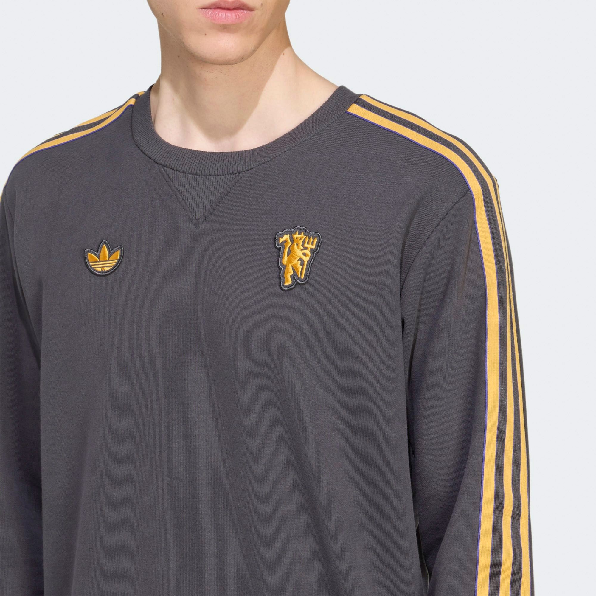 Adidas Manchester United Terrace Icons Sweater