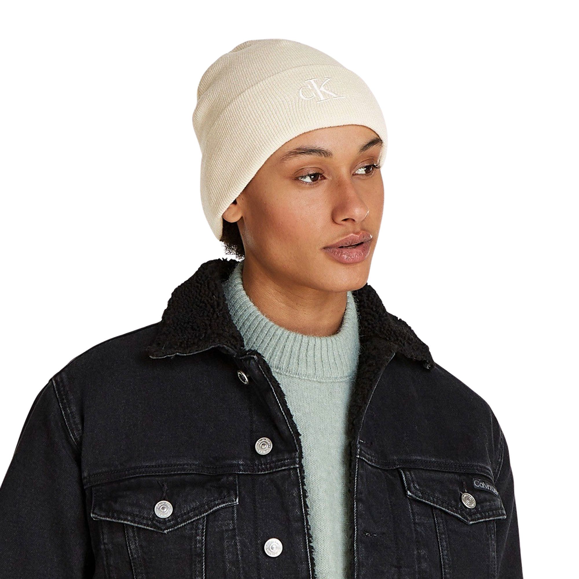 Calvin Klein Monogram Embroidered Beanie Dames