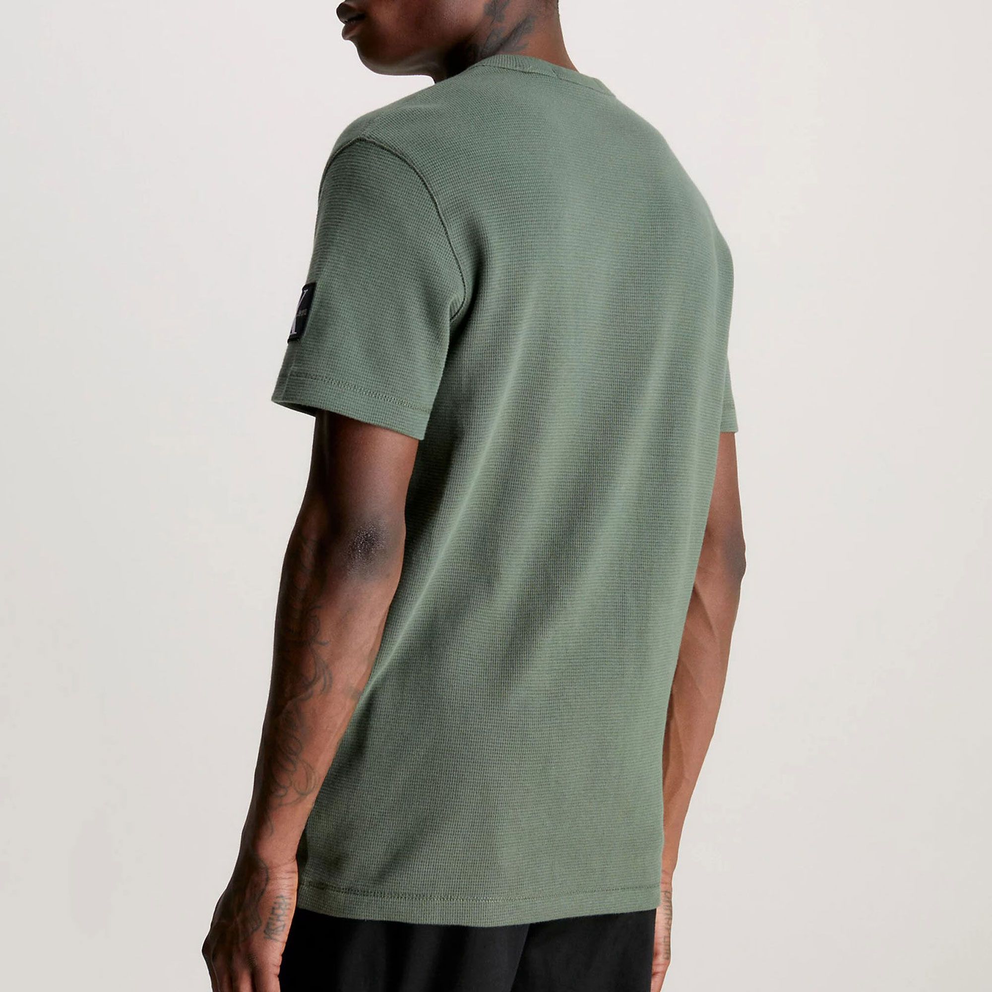 Calvin Klein Badge Waffle Shirt Herren | Plutosport 