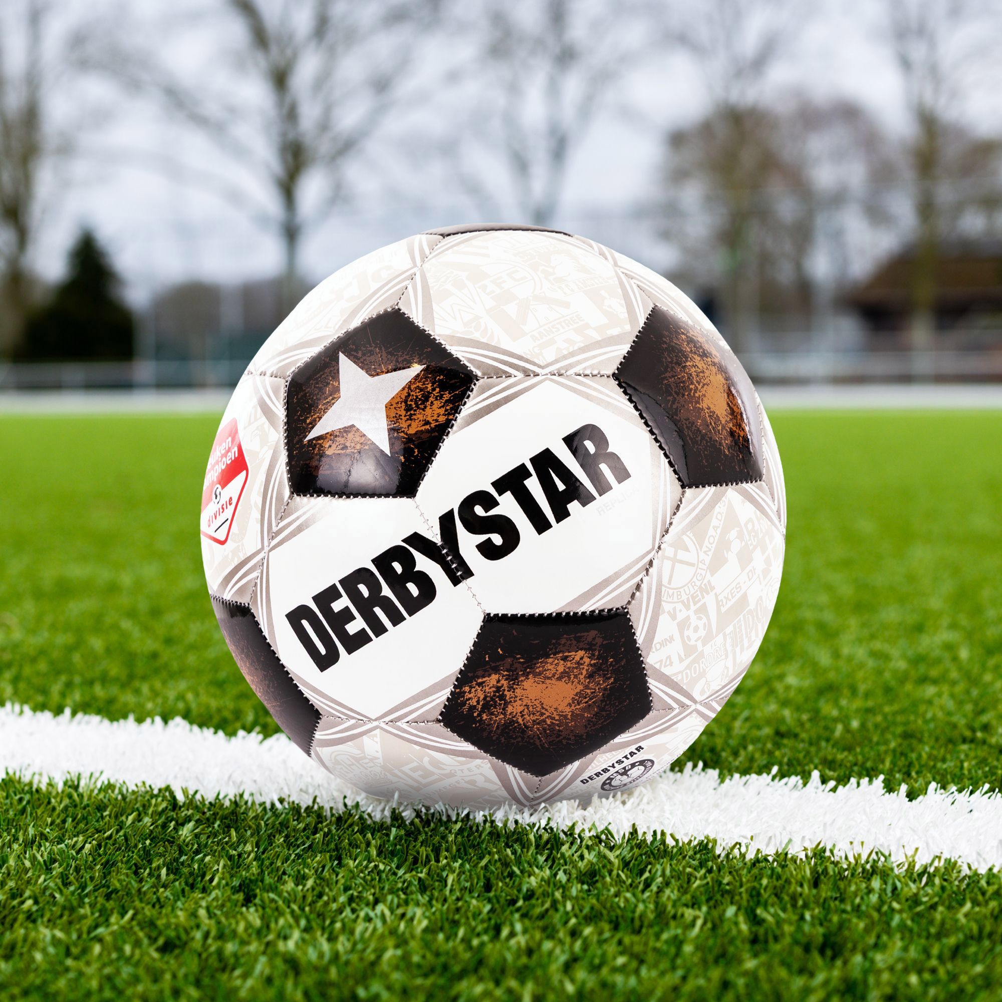 Ballon Derbystar Keuken Kampioen Divisie Replica 26/27 