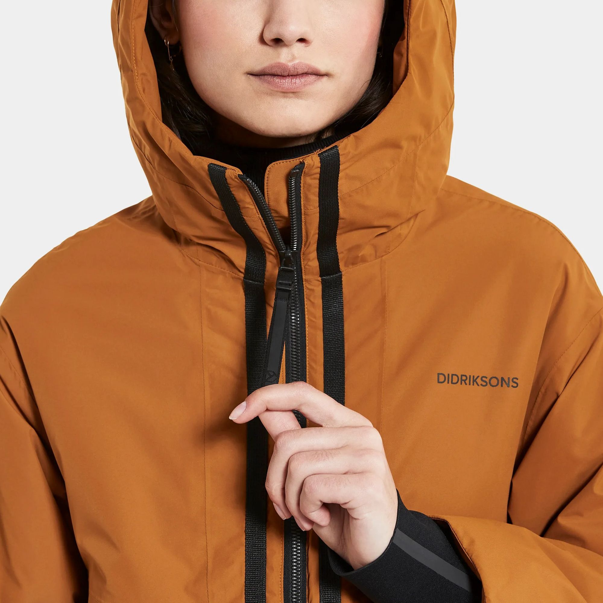 Didriksons Aino Parka Winterjacket Women | Plutosport