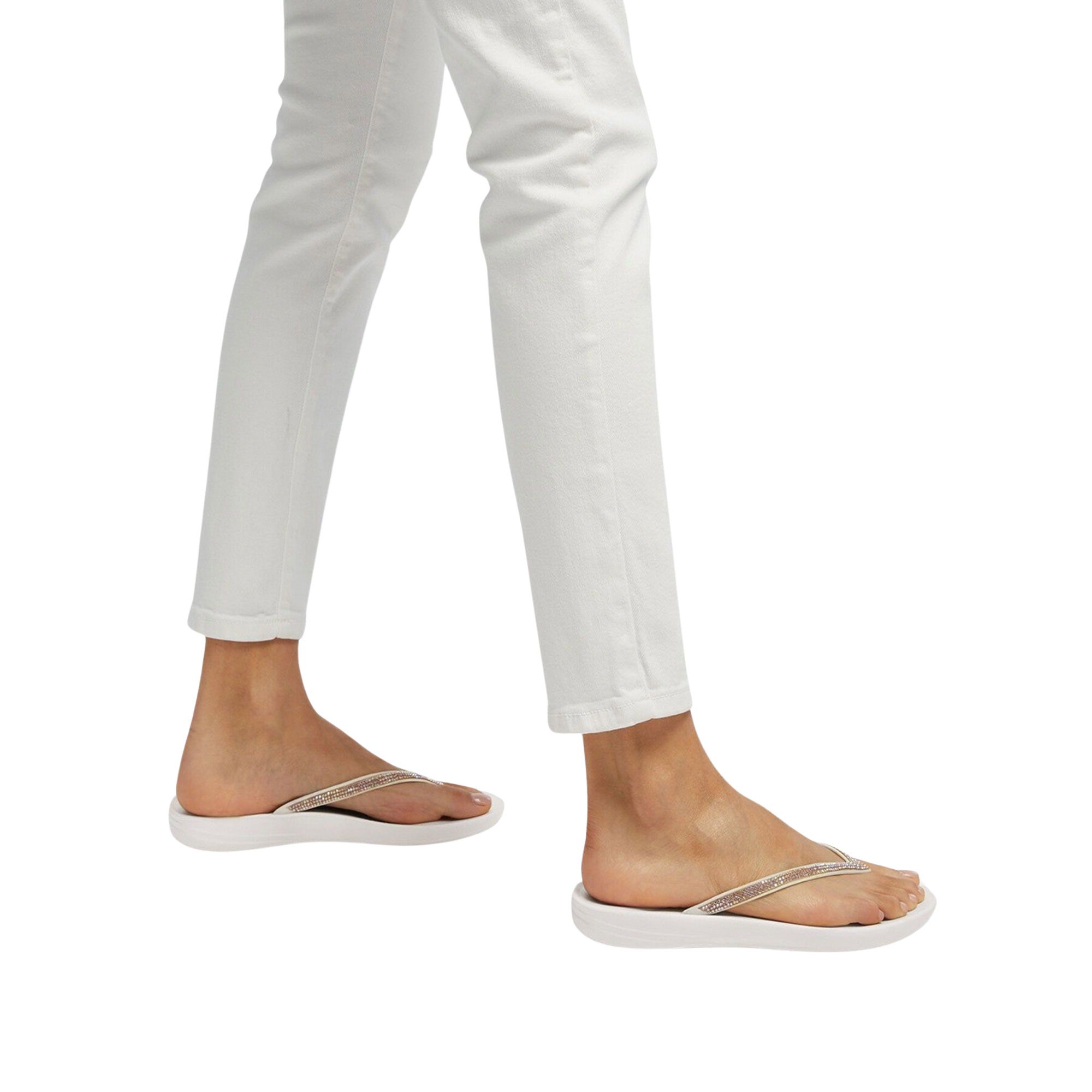 FitFlop iQushion Thongs Women