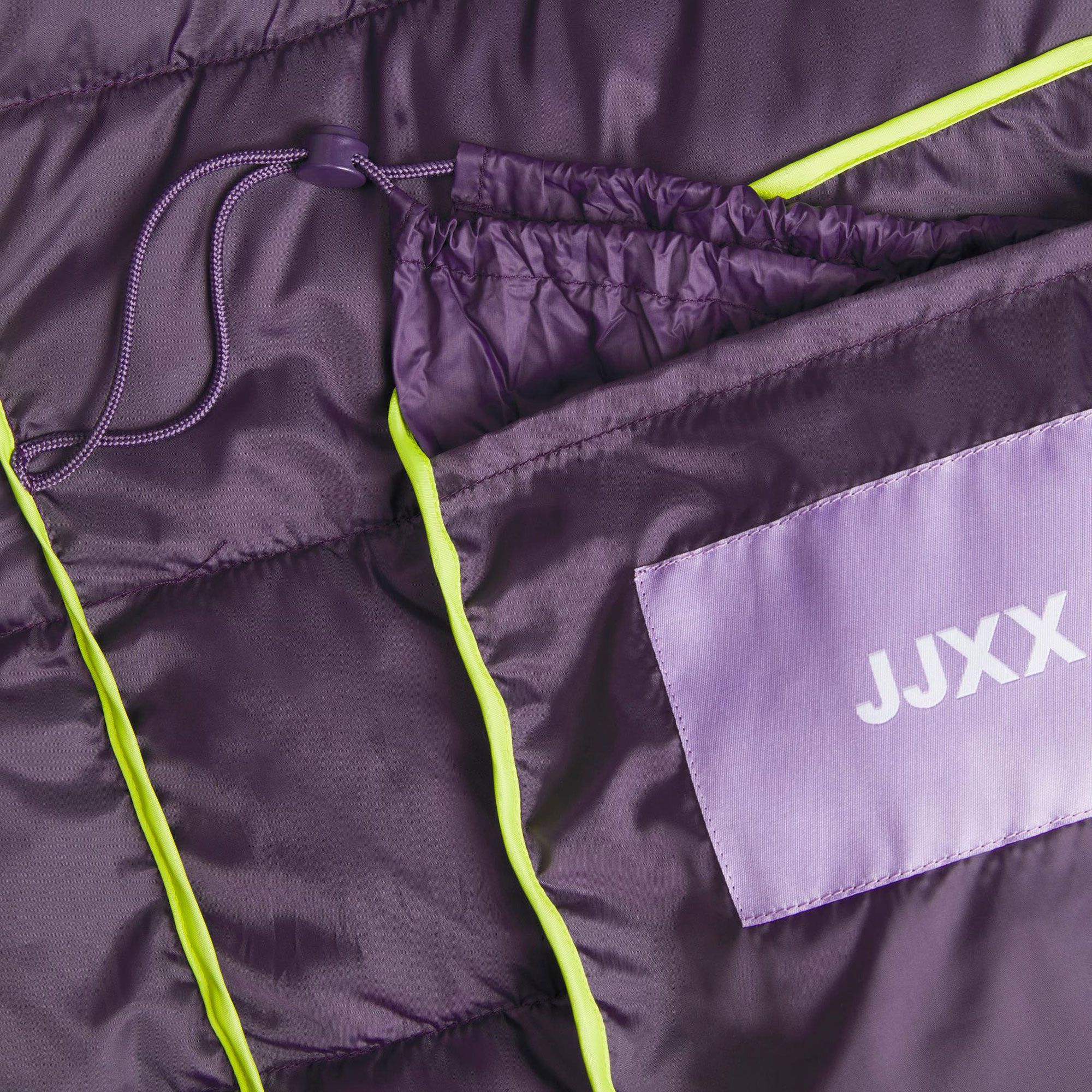 JJXX Nora Lightweight Long Winter jacket Women | Plutosport JJXX Nora Lightweight Long Winter jacket Women | Plutosport