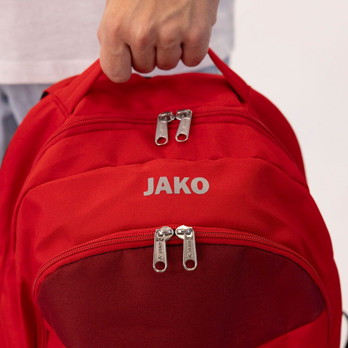 Jako Striker Rugtas