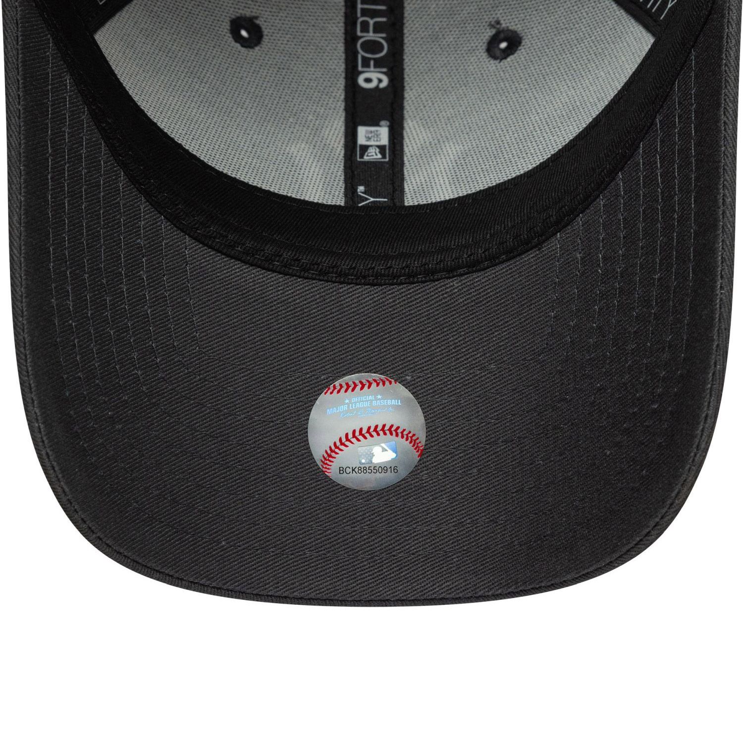New Era 9FORTY Essential NY Yankees Cap Senior