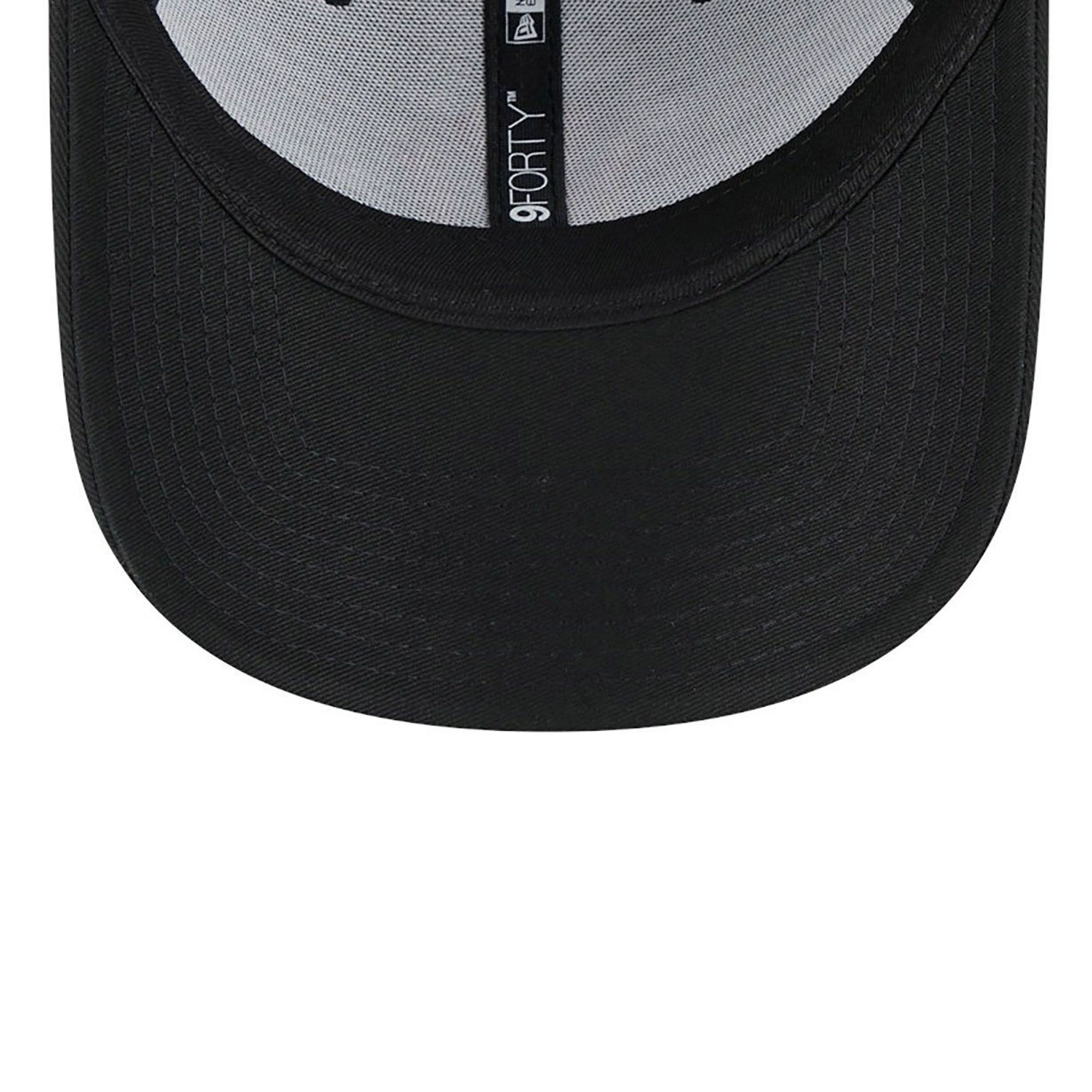 New Era New York Yankees League Essential 9Forty Cap Senior