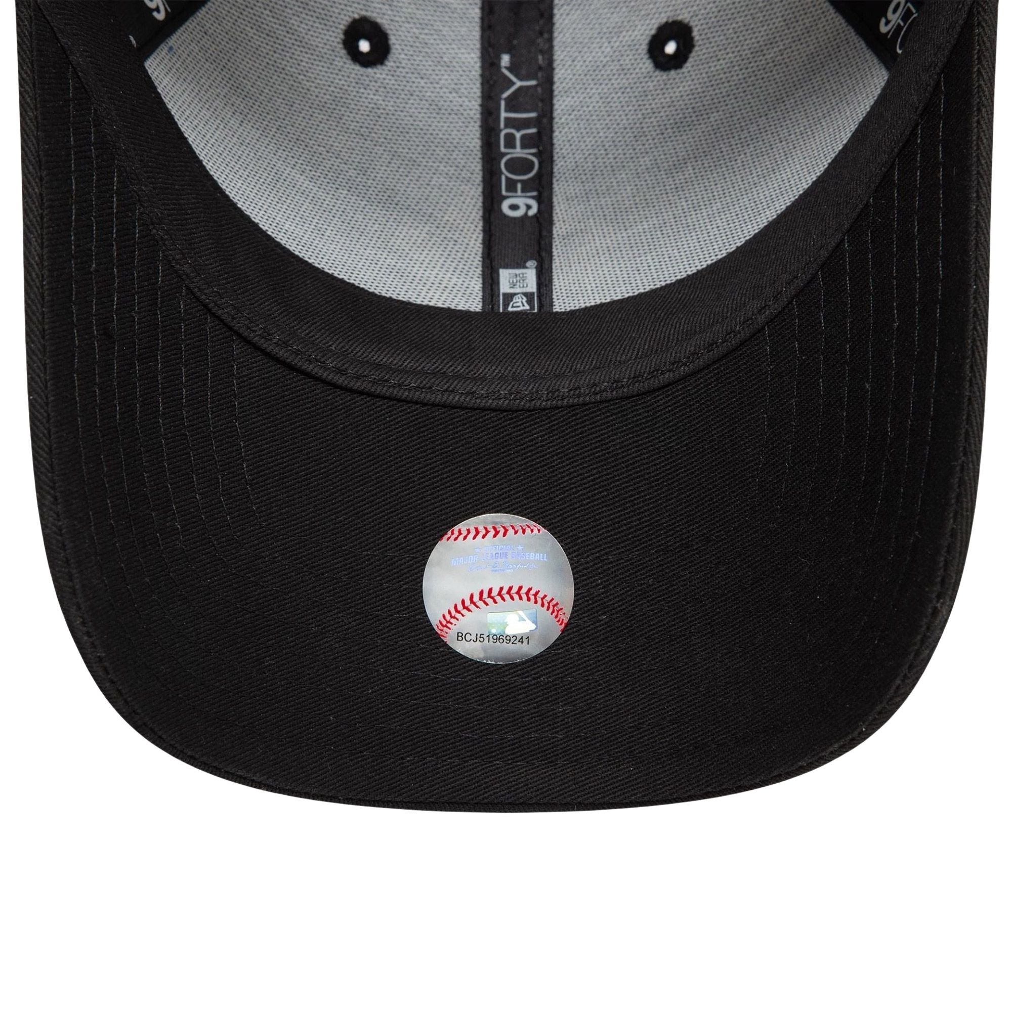 New Era NY Yankees League Essential 9Forty Cap Senior