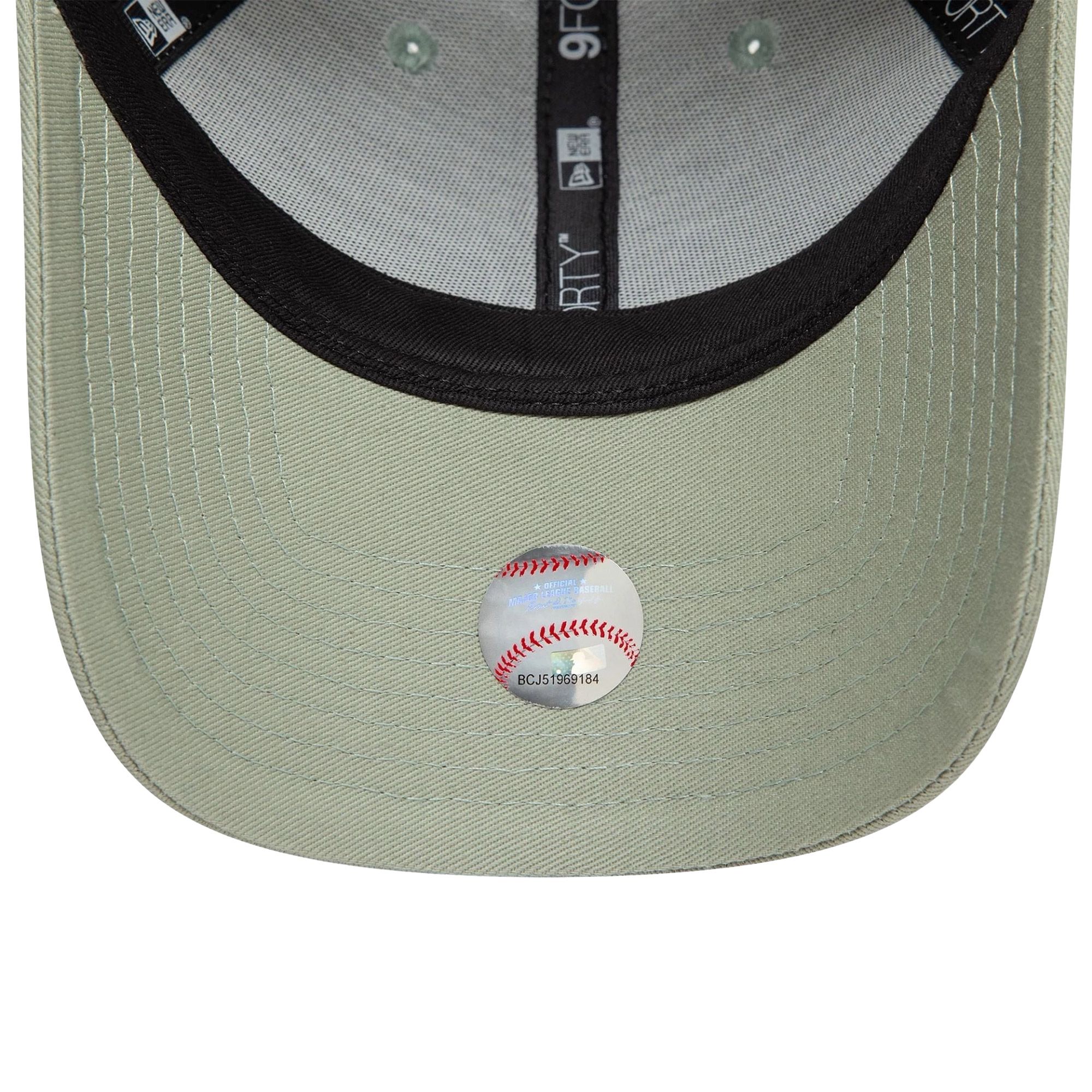 New Era NY Yankees League Essential 9Forty Cap Senior