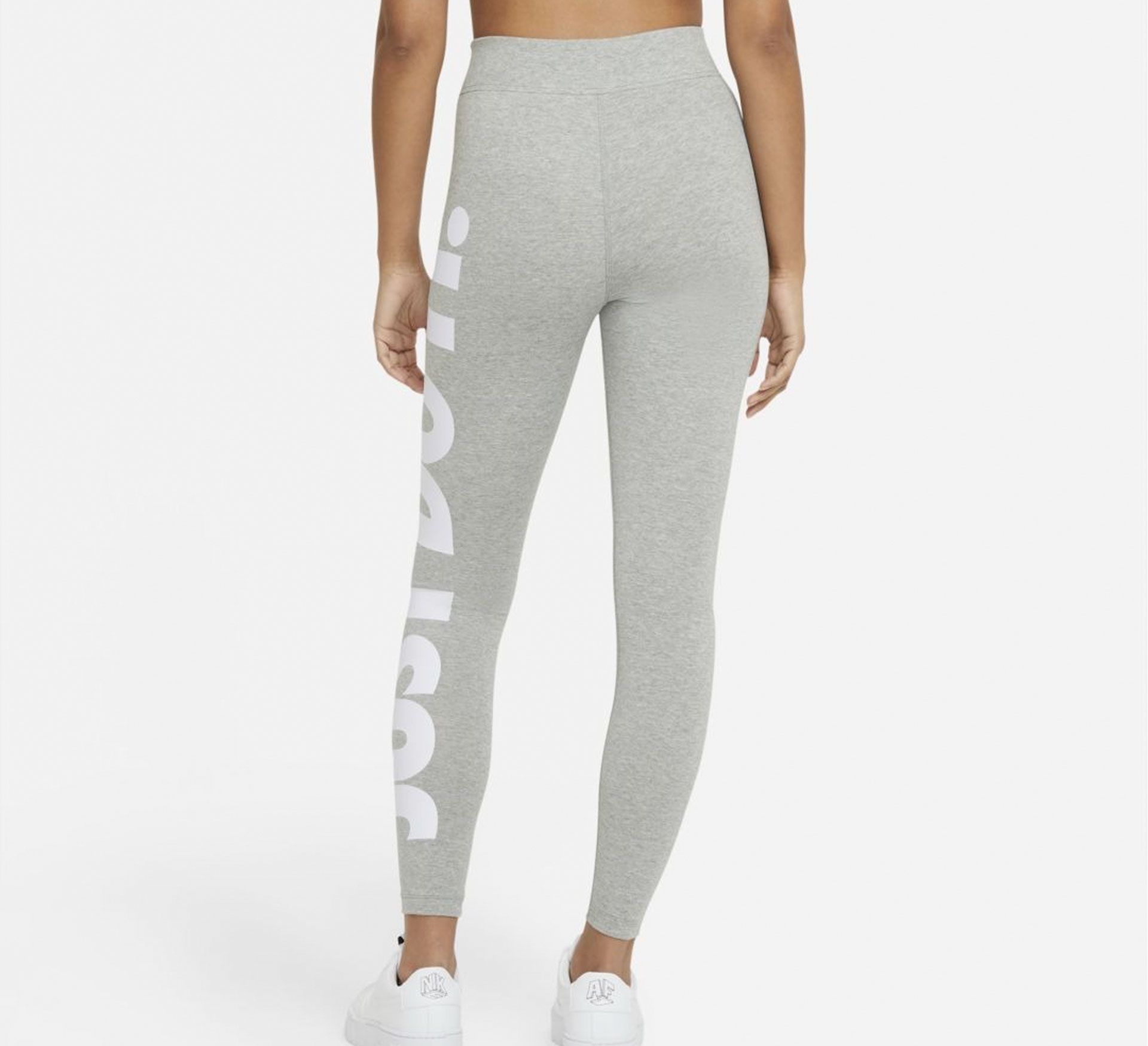 Nike Sportswear Club Essential Legging Dames