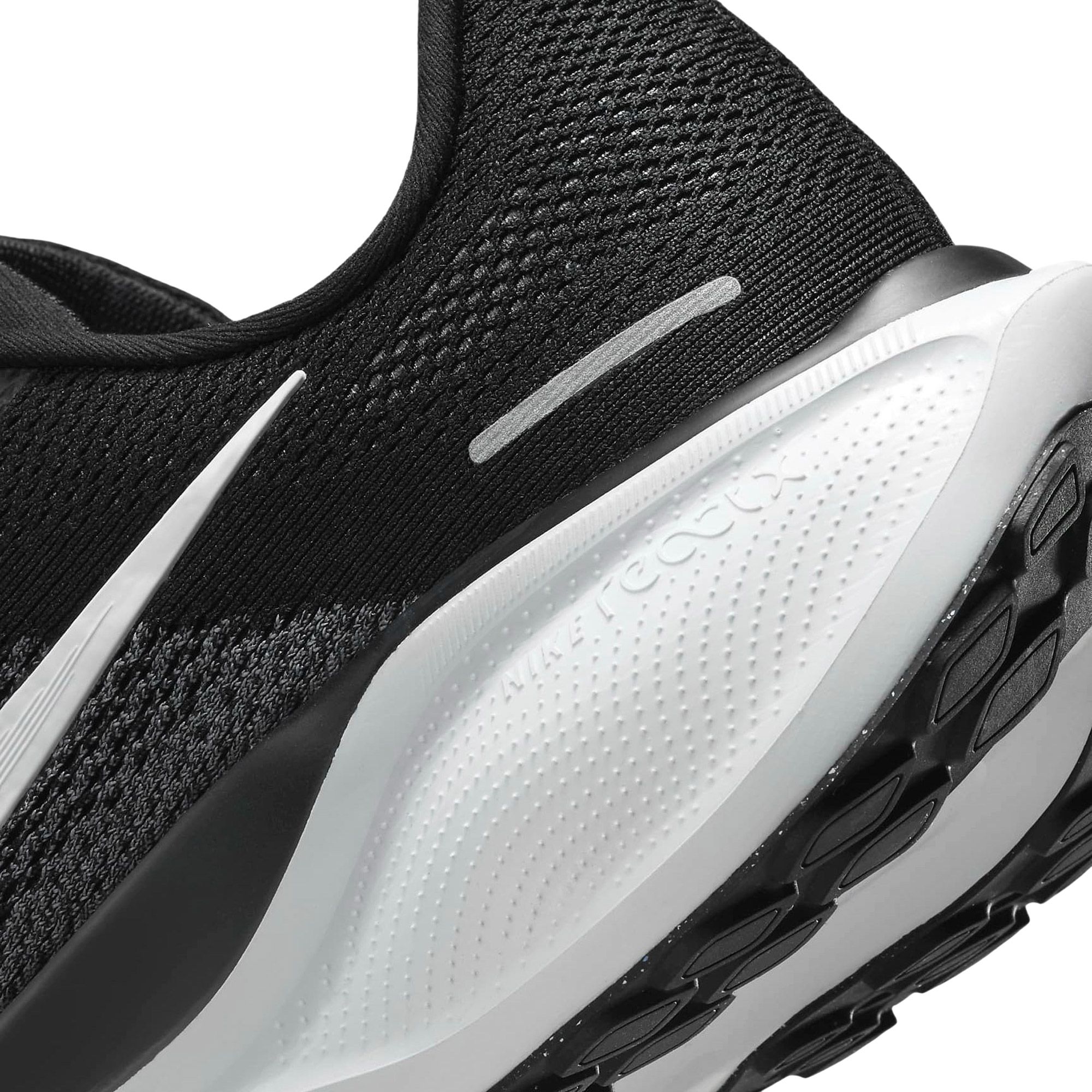 nike air zoom vomero 14 mens running shoes