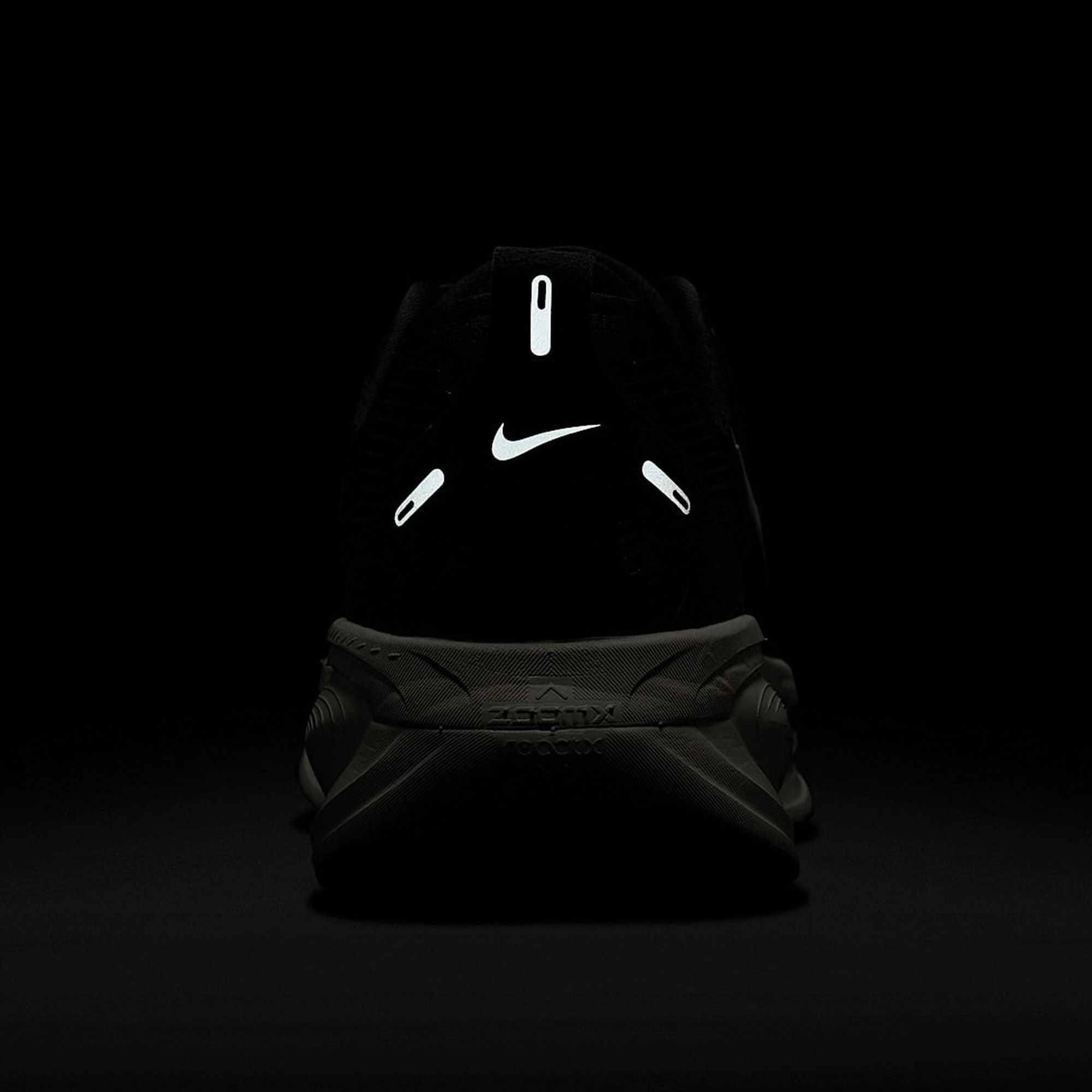 Nike Vomero 18 Hardloopschoenen Heren (wide)