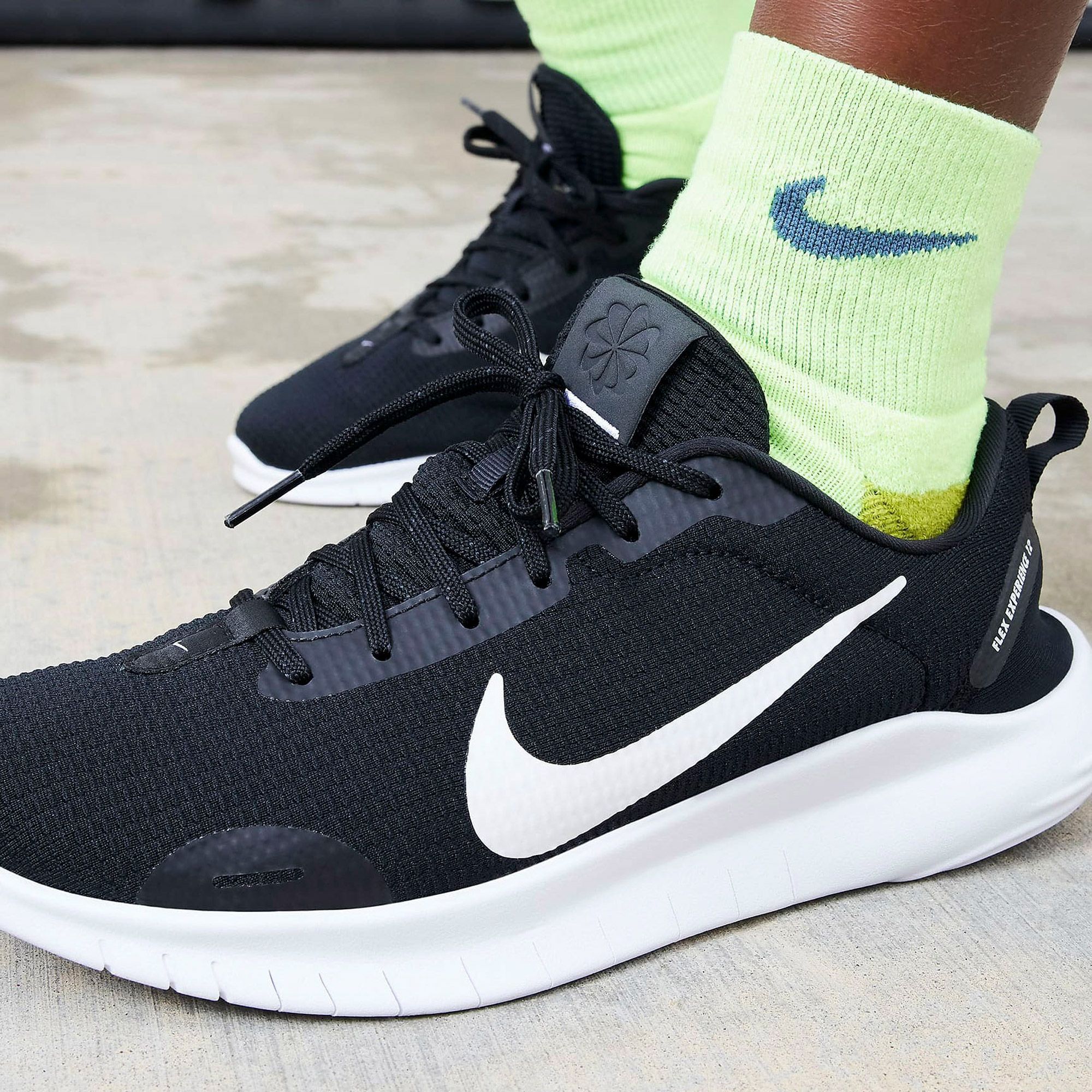 Nike Flex Experience Run 12 Hardloopschoenen Dames
