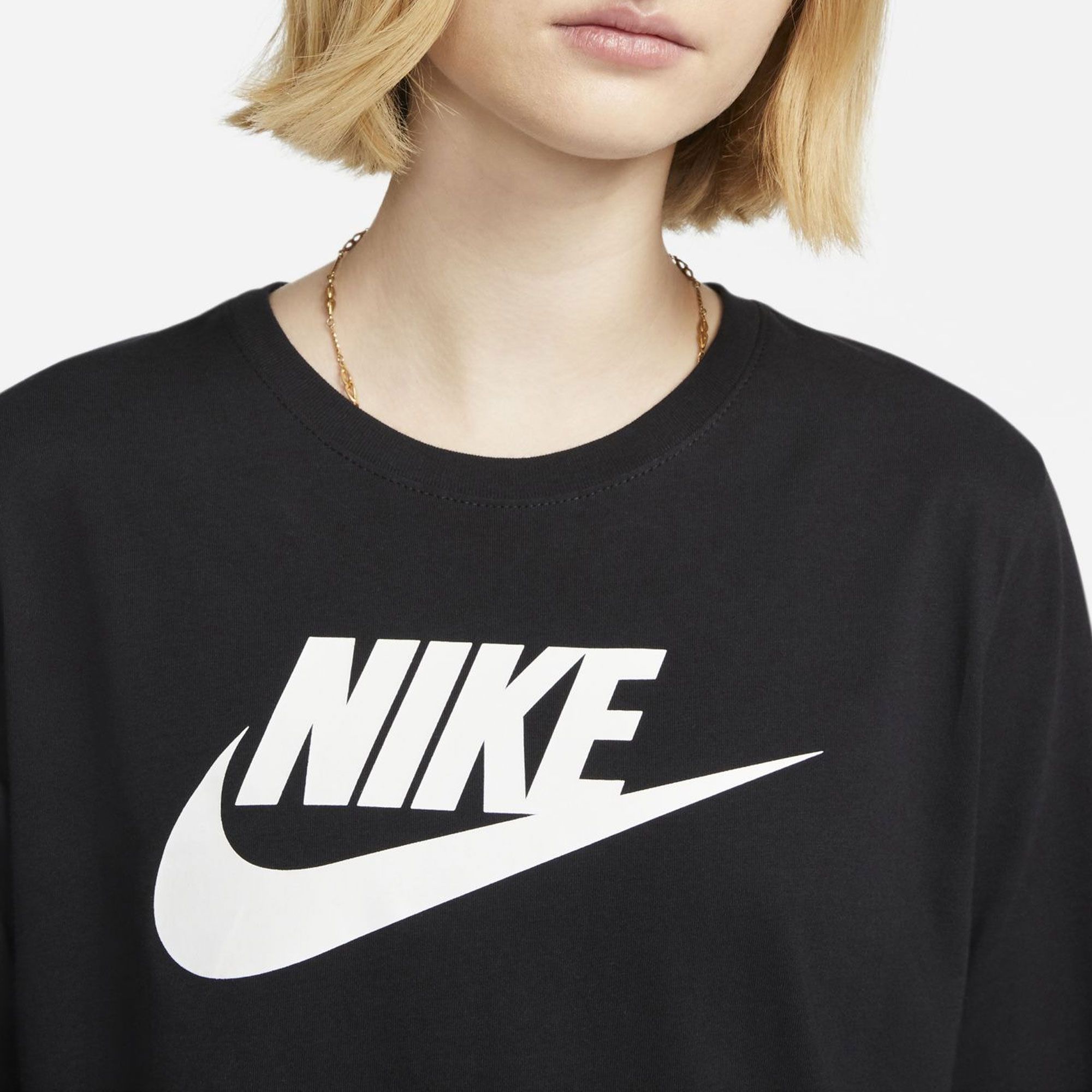 nike sportswear essentials sweatshirt