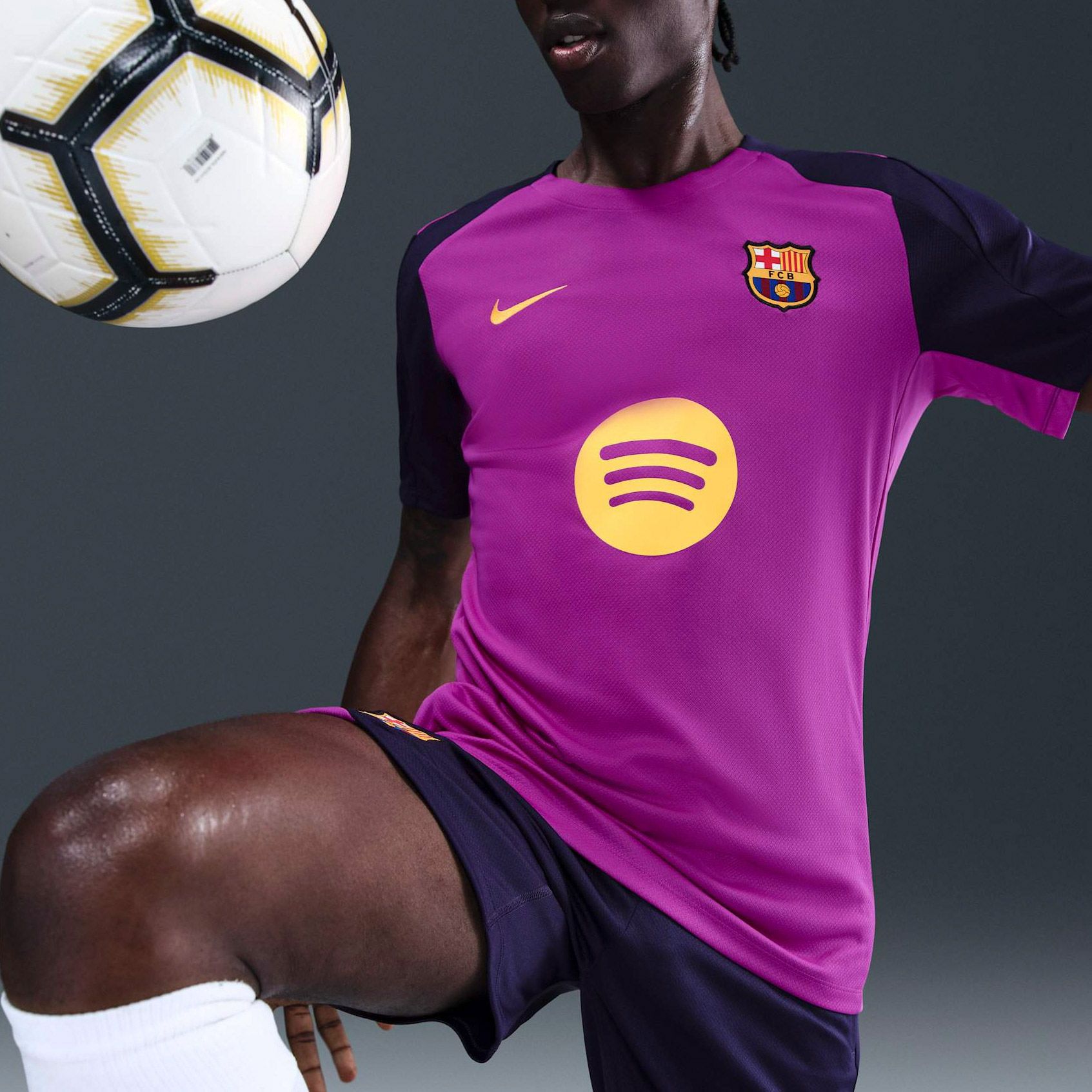 fc barcelona purple kit