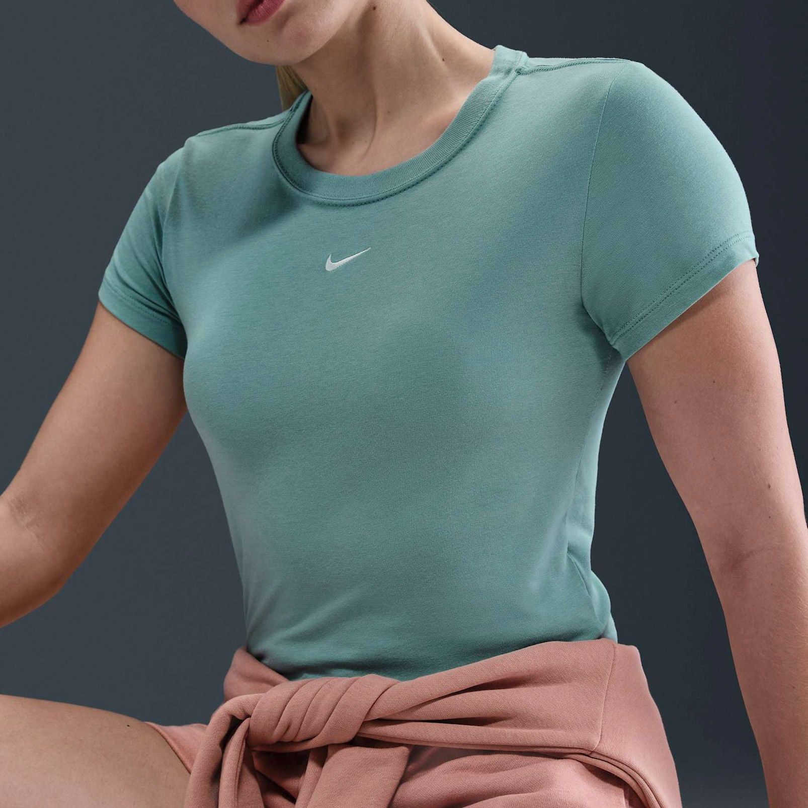 nike women sports wear