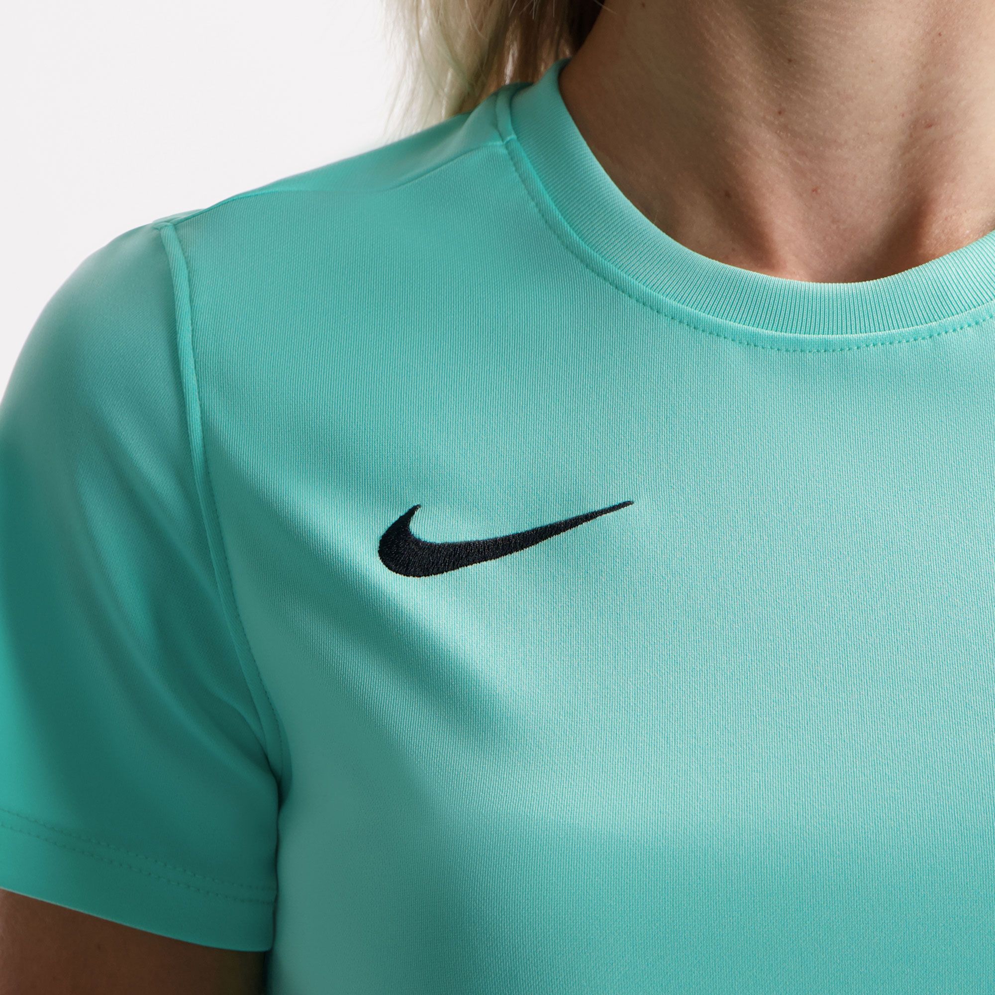 womens teal nike shirt