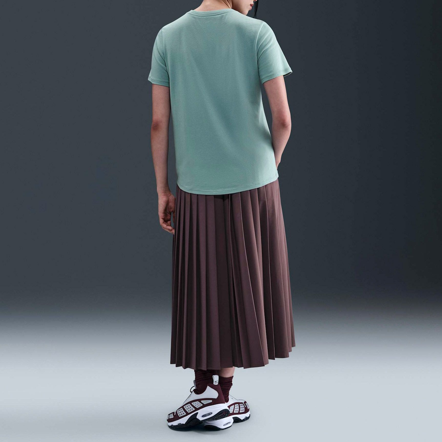 Nike Sportswear Essential Shirt Dames