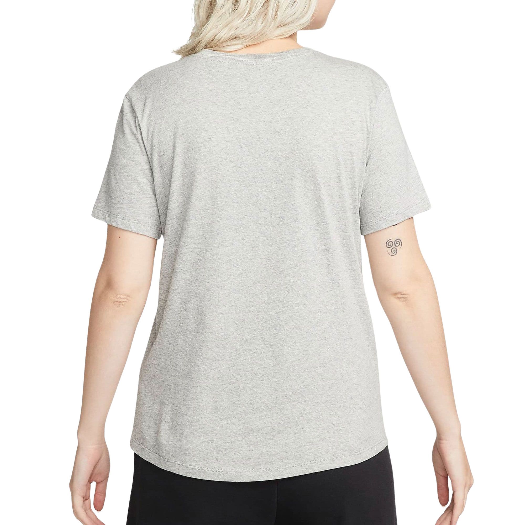 Nike Sportswear Essential Shirt Dames