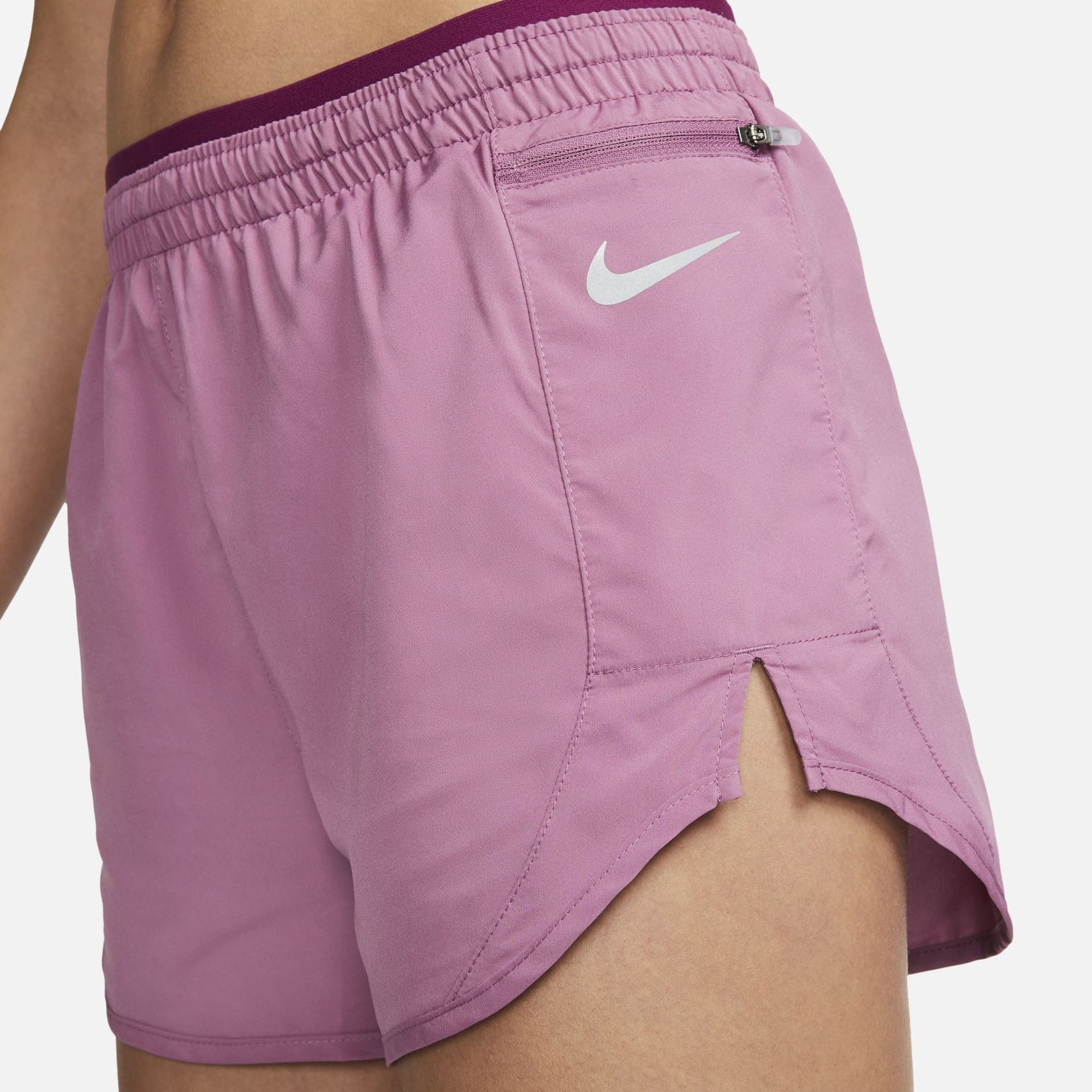 Nike Tempo Luxe Short Dames