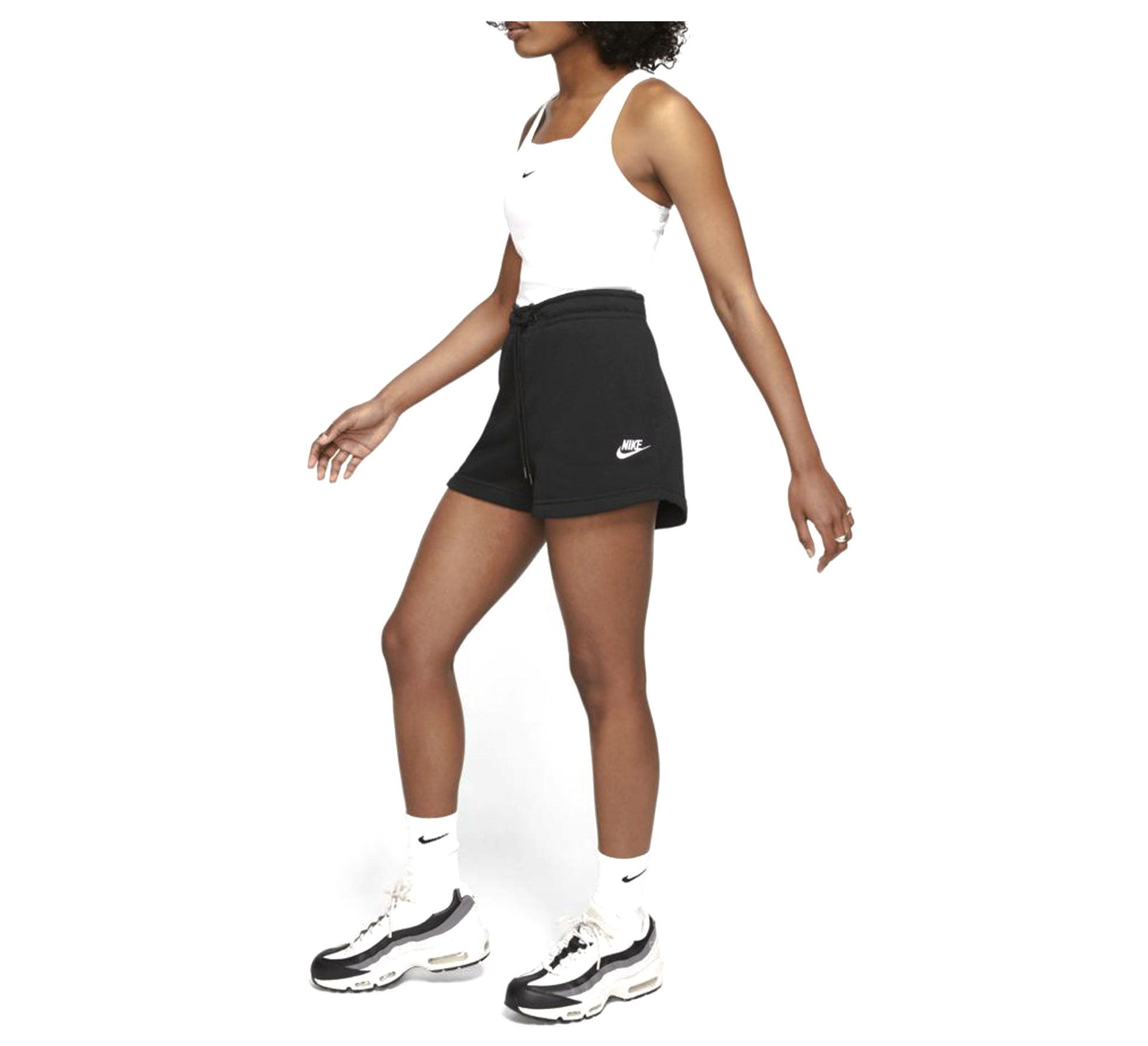 sportswear essential