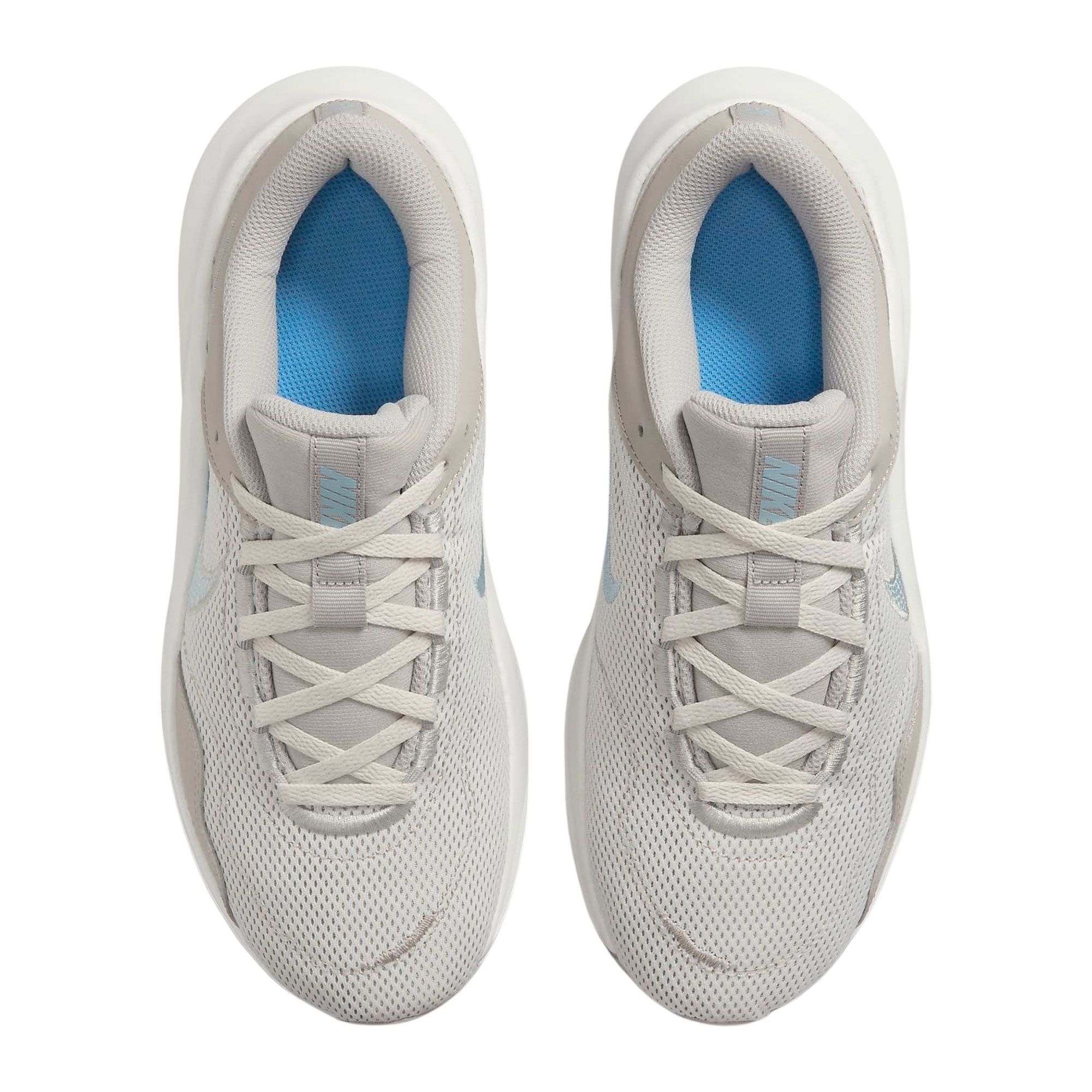 nike women's legend sneakers