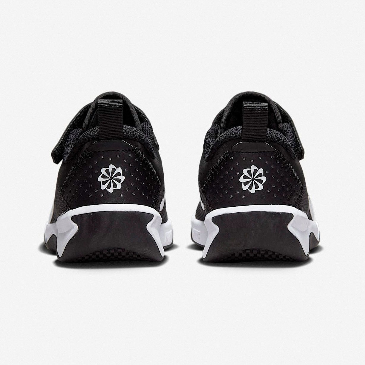 Nike Omni Multi-Court PS Indoorschoenen Junior 