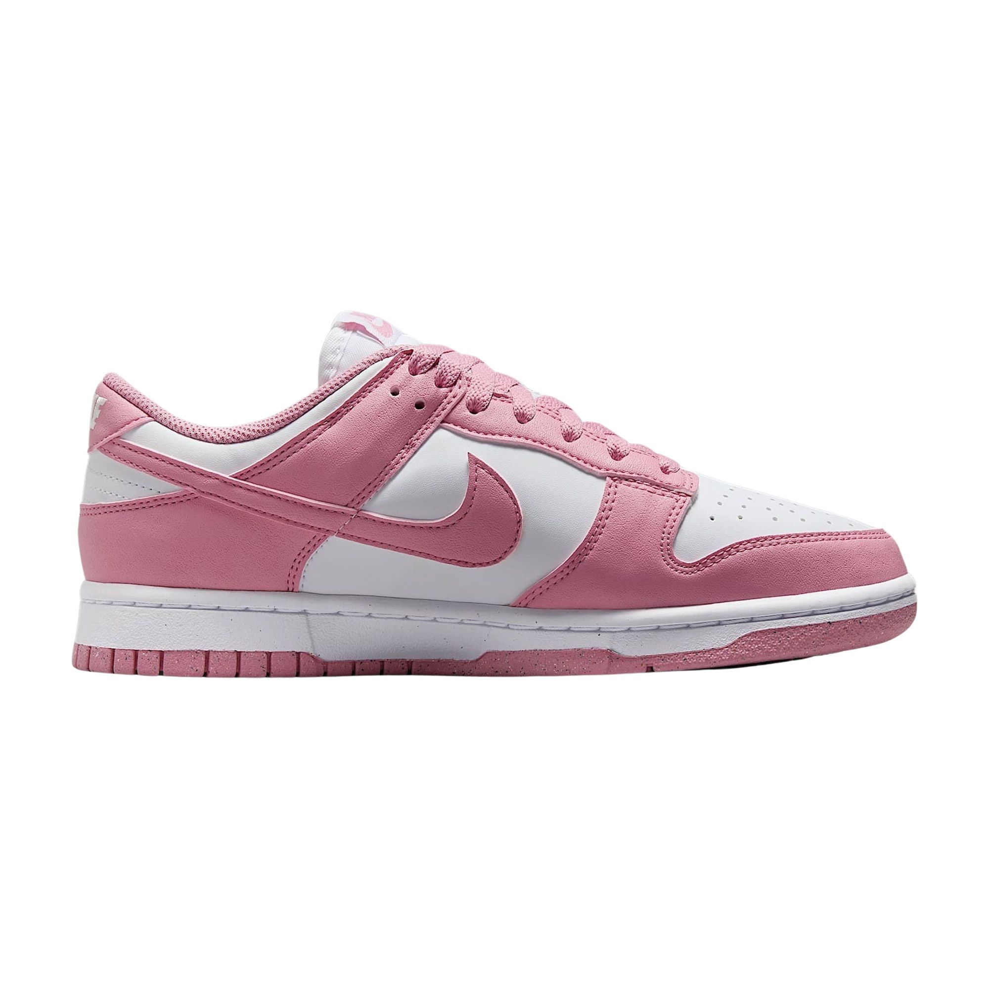 Baskets Nike Dunk Low NN Femmes