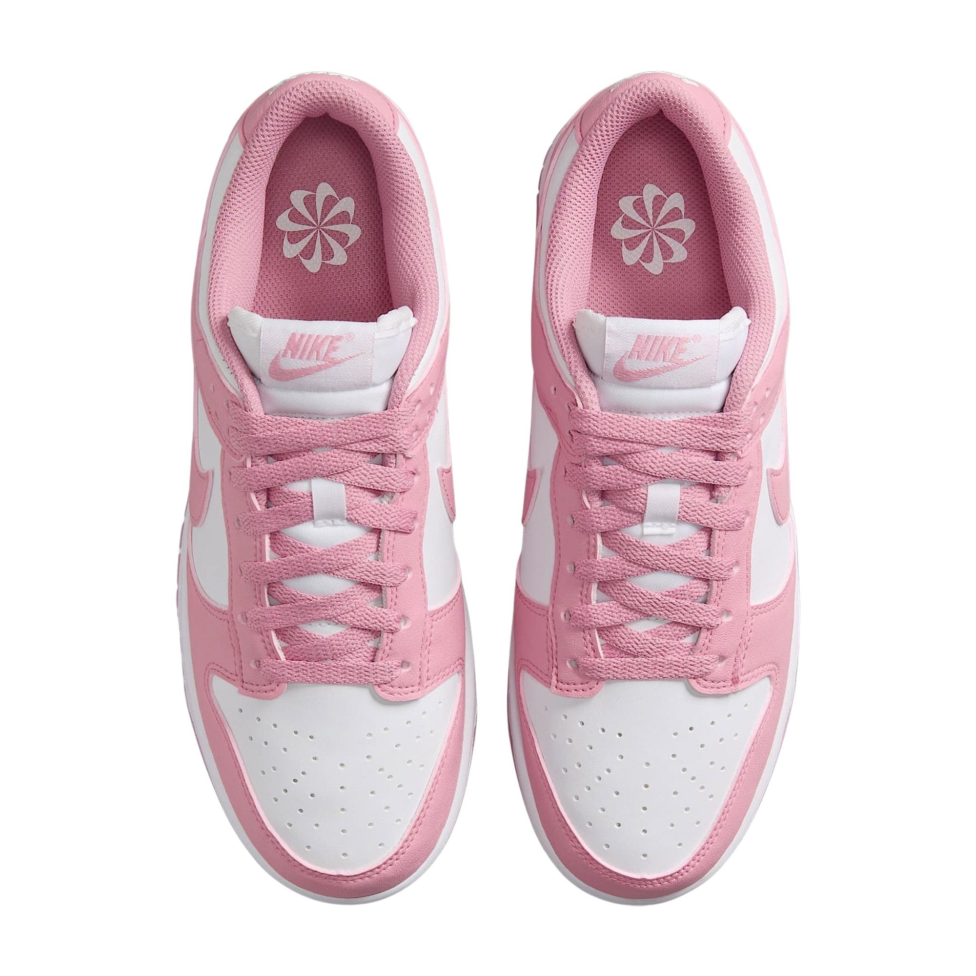 Baskets Nike Dunk Low NN Femmes