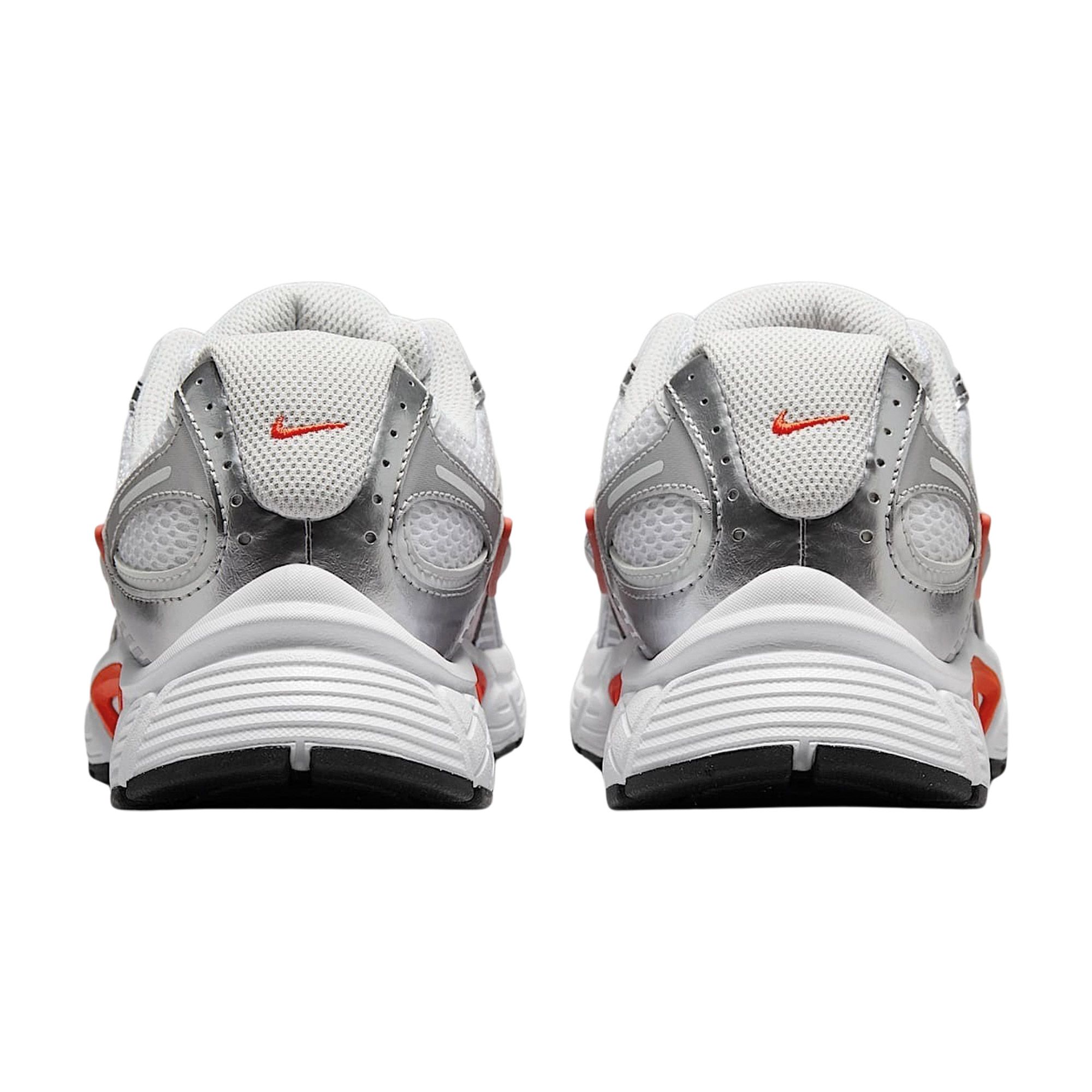 Nike V5 RNR Sneakers Dames