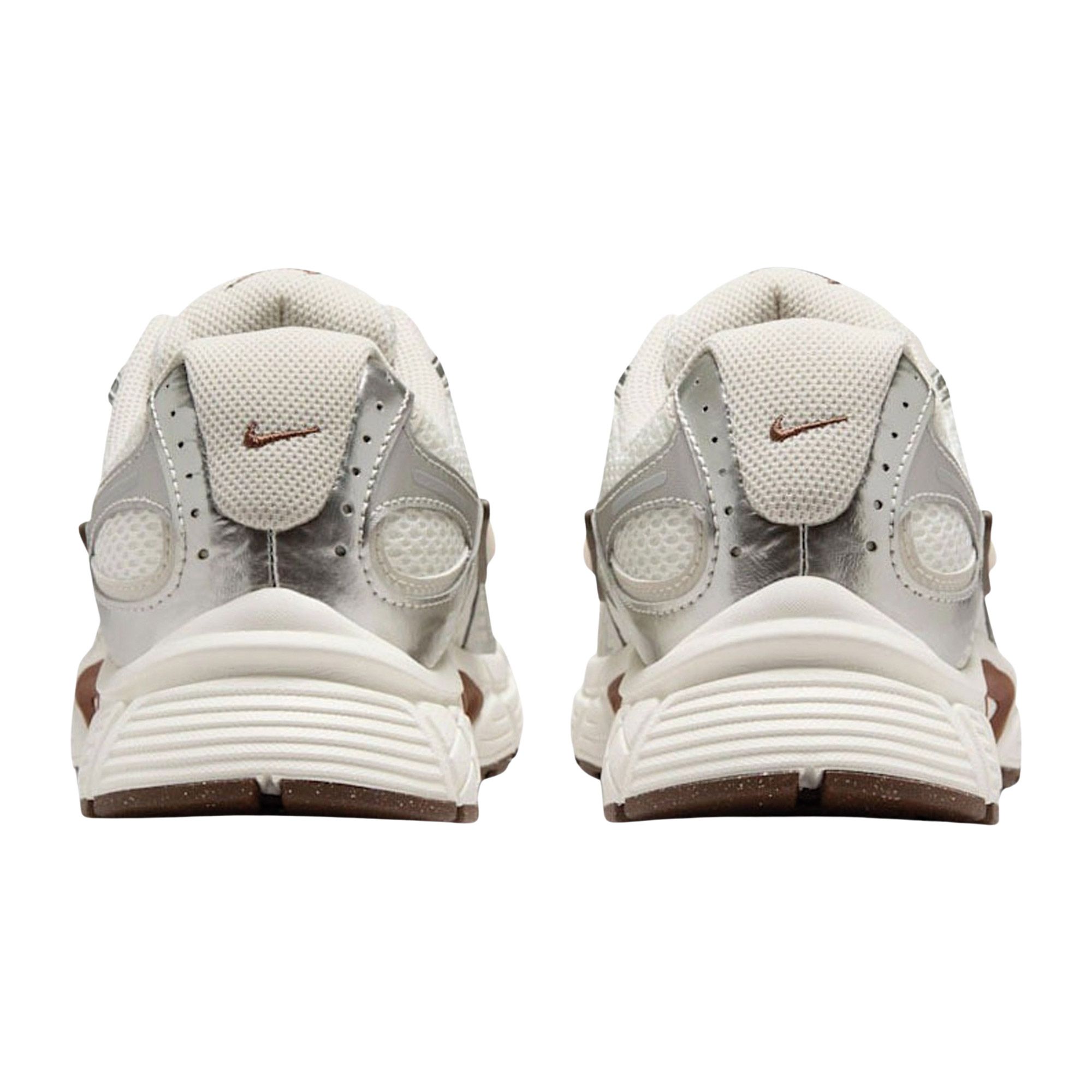 Baskets Nike V5 RNR Femmes