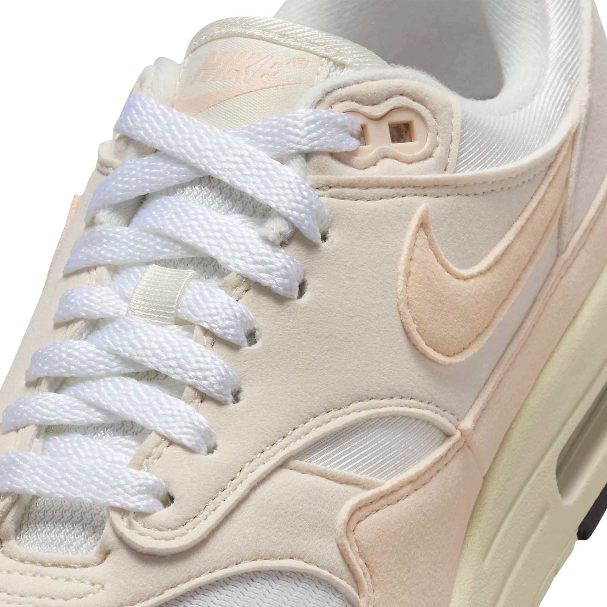 nike wmns air max 1 sand