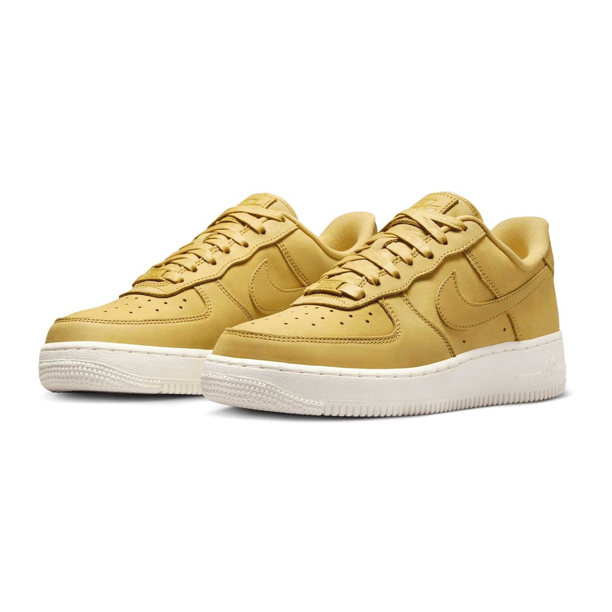 Nike Air Force 1 Premium Sneakers Dames