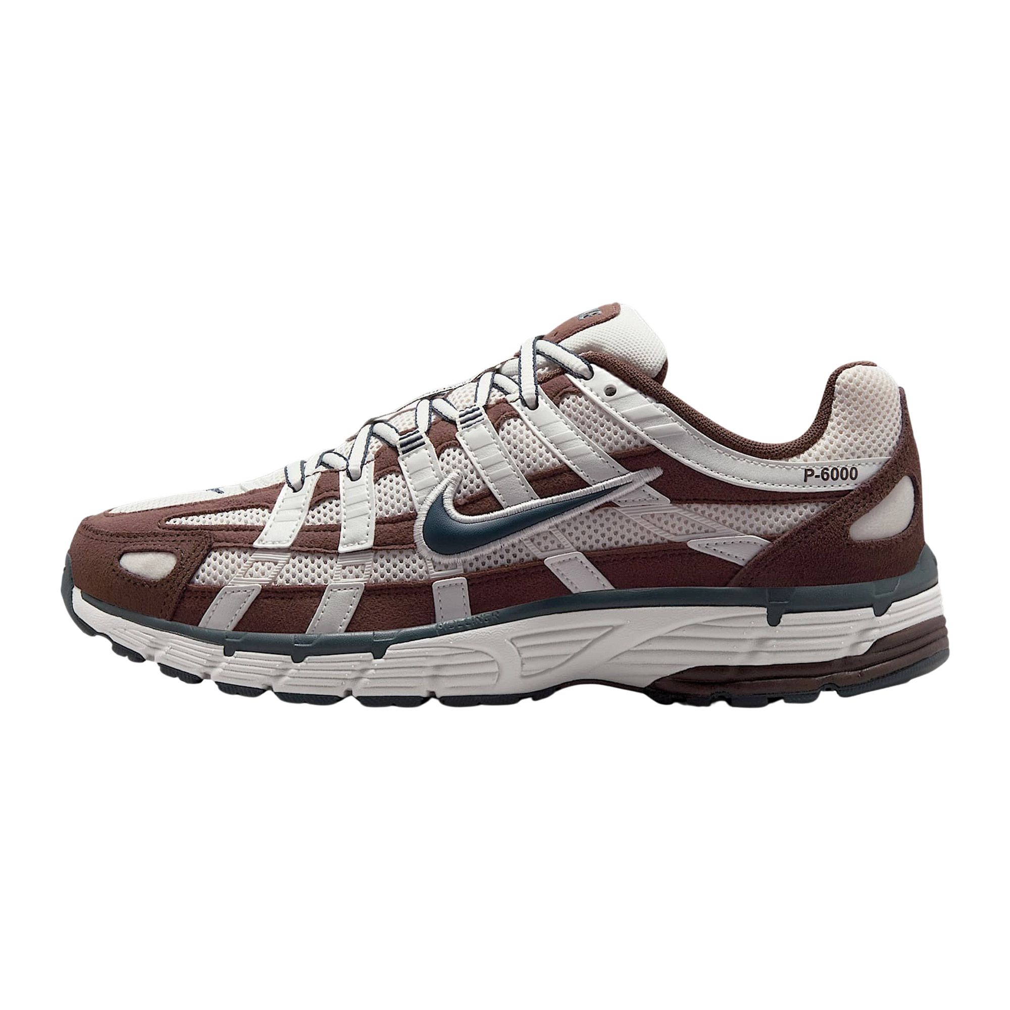 NIKE　ナイキ　P-6000　28.5 Nike P-6000 Schuh (Damen). Nike DE