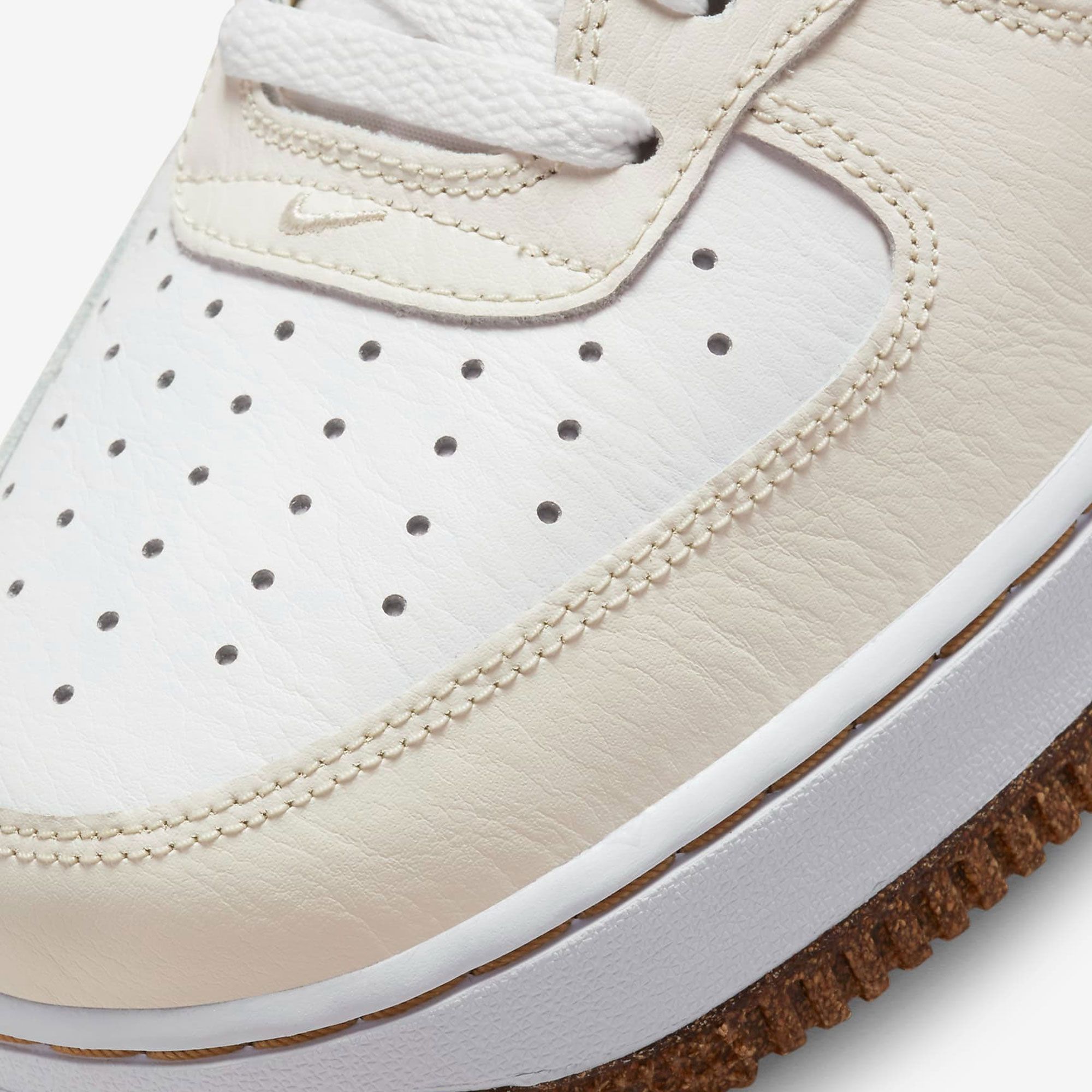 Nike Air Force 1 High '07 LV8 EMB Sneakers Heren