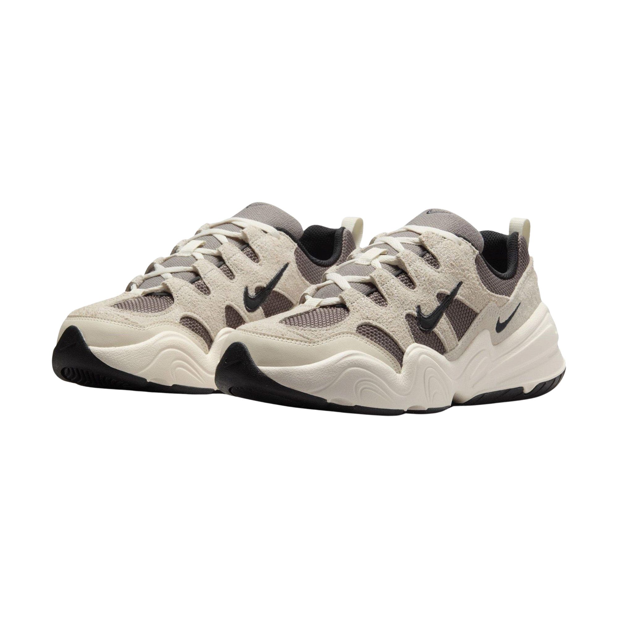 Nike Tech Hera Sneakers Dames