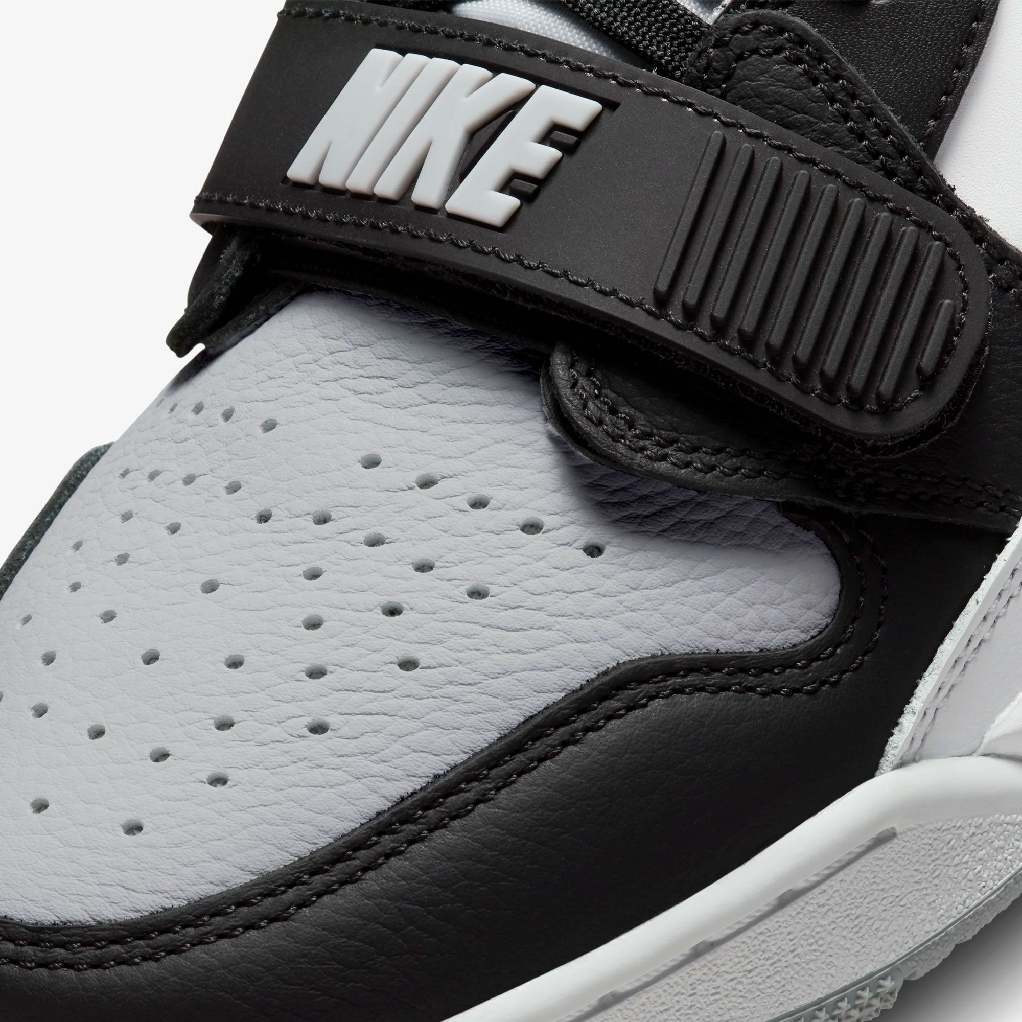 Nike Air Jordan Legacy 312 Low Sneakers Herren