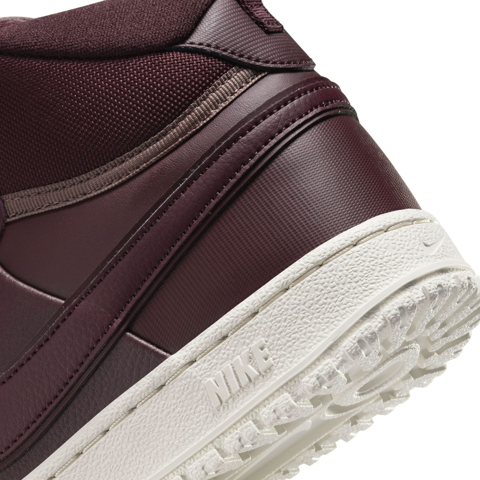 Nike Court Vision Mid Winter Sneakers Heren