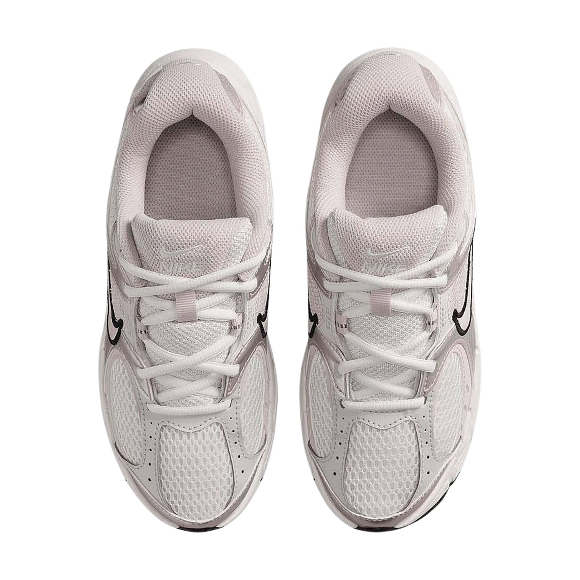 Baskets Nike V5 RNR Enfants