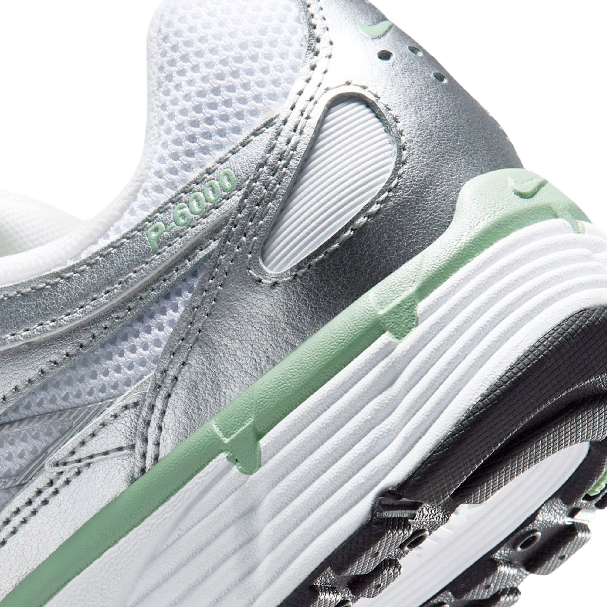 Baskets Nike P-6000