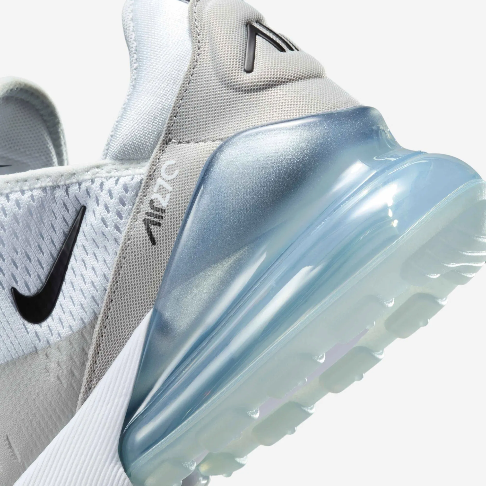 Baskets Nike Air Max 270 Femmes