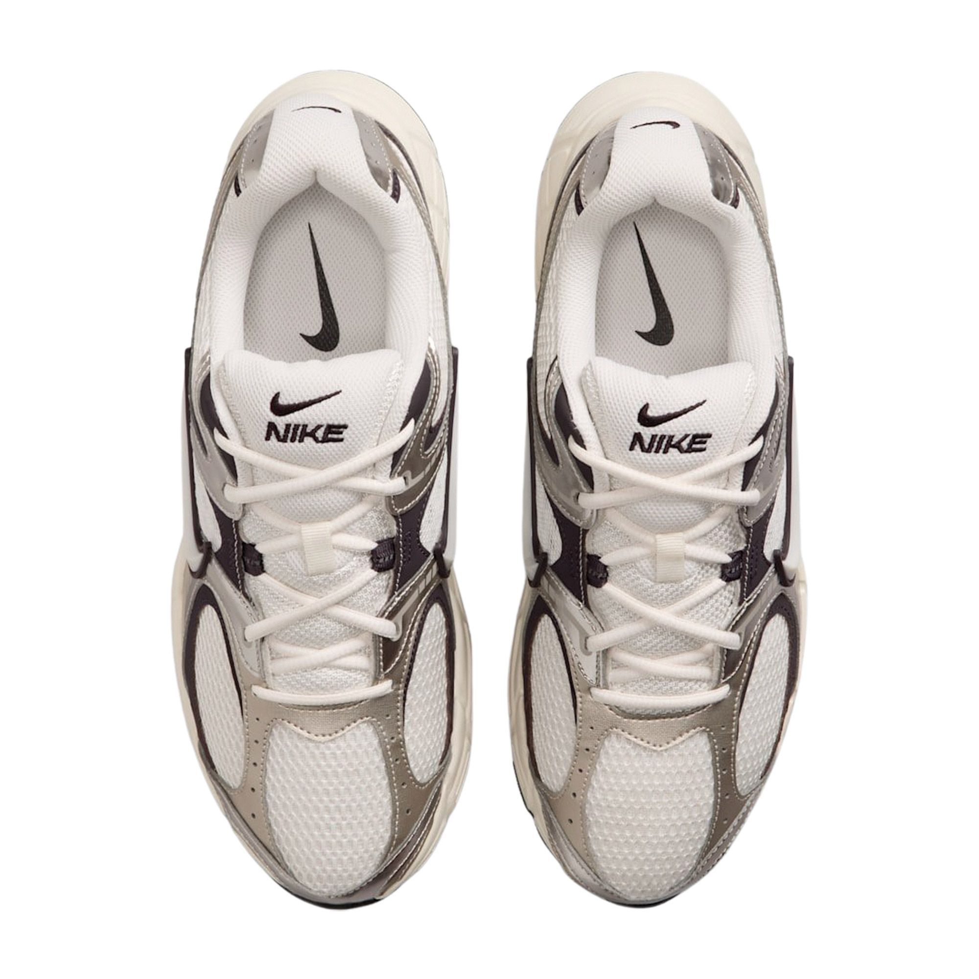 Baskets Nike V5 RNR Hommes