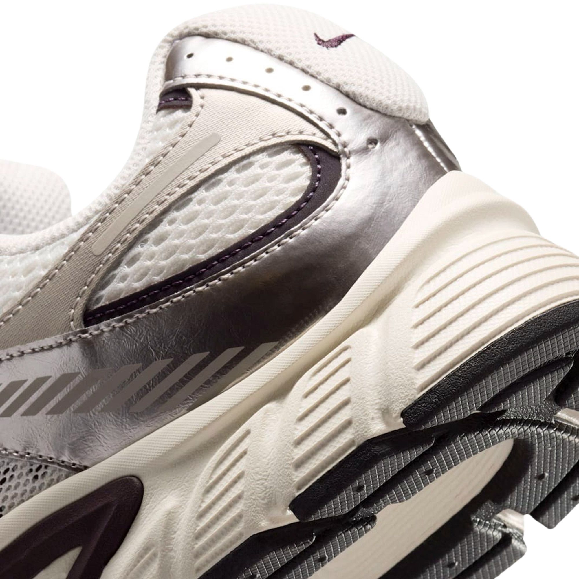 Baskets Nike V5 RNR Hommes